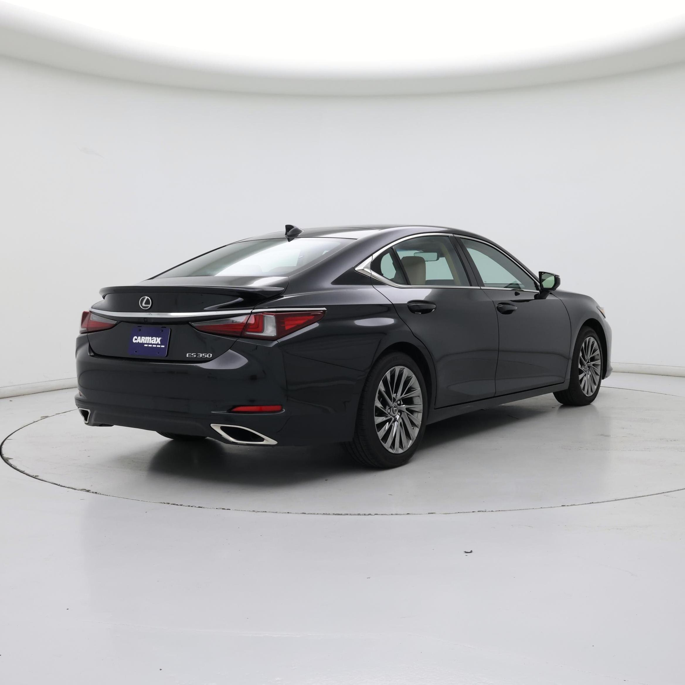 Thumbnail: 2024 Lexus ES - 8