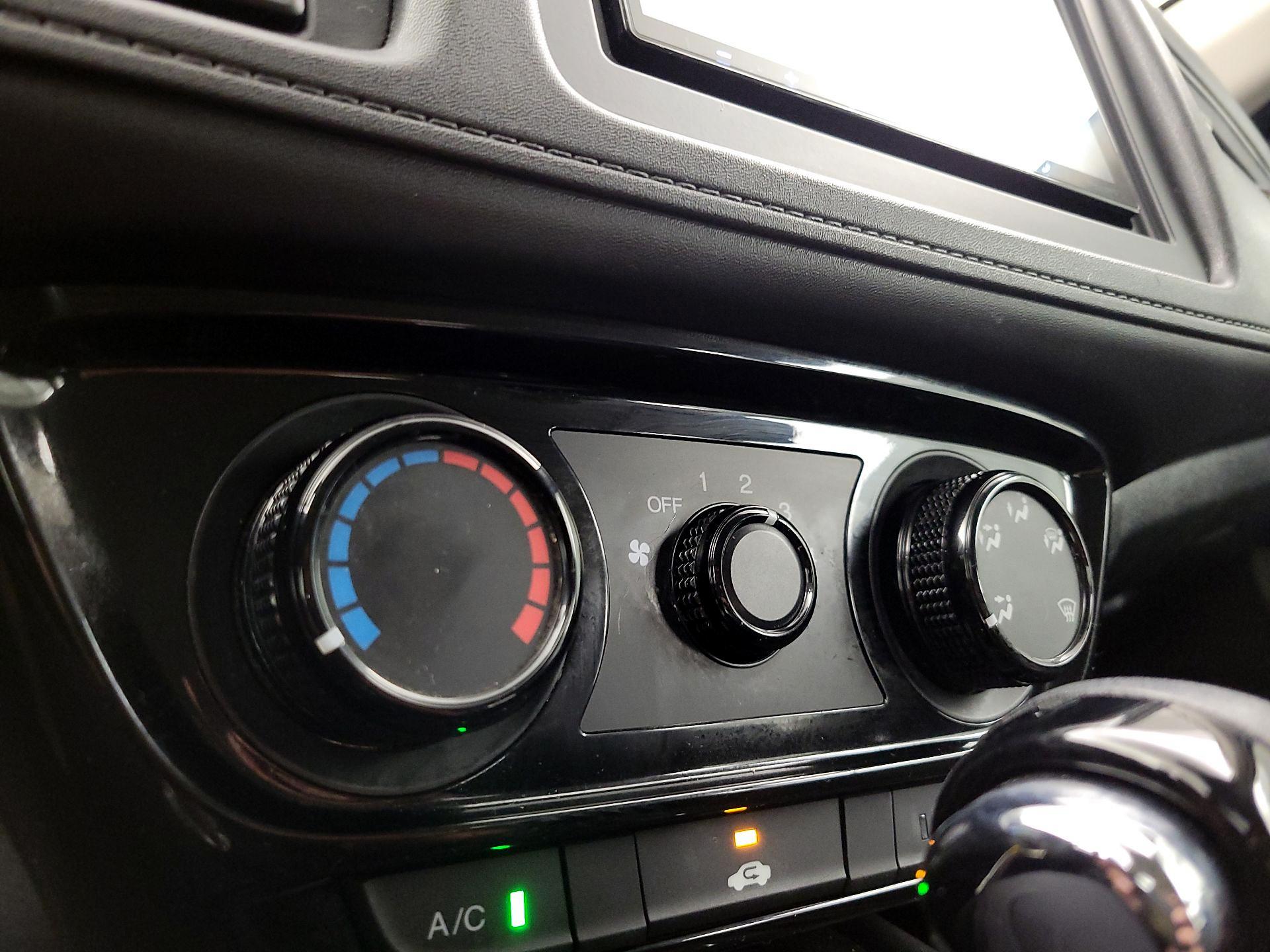 Thumbnail: 2019 Honda HR-V - 16
