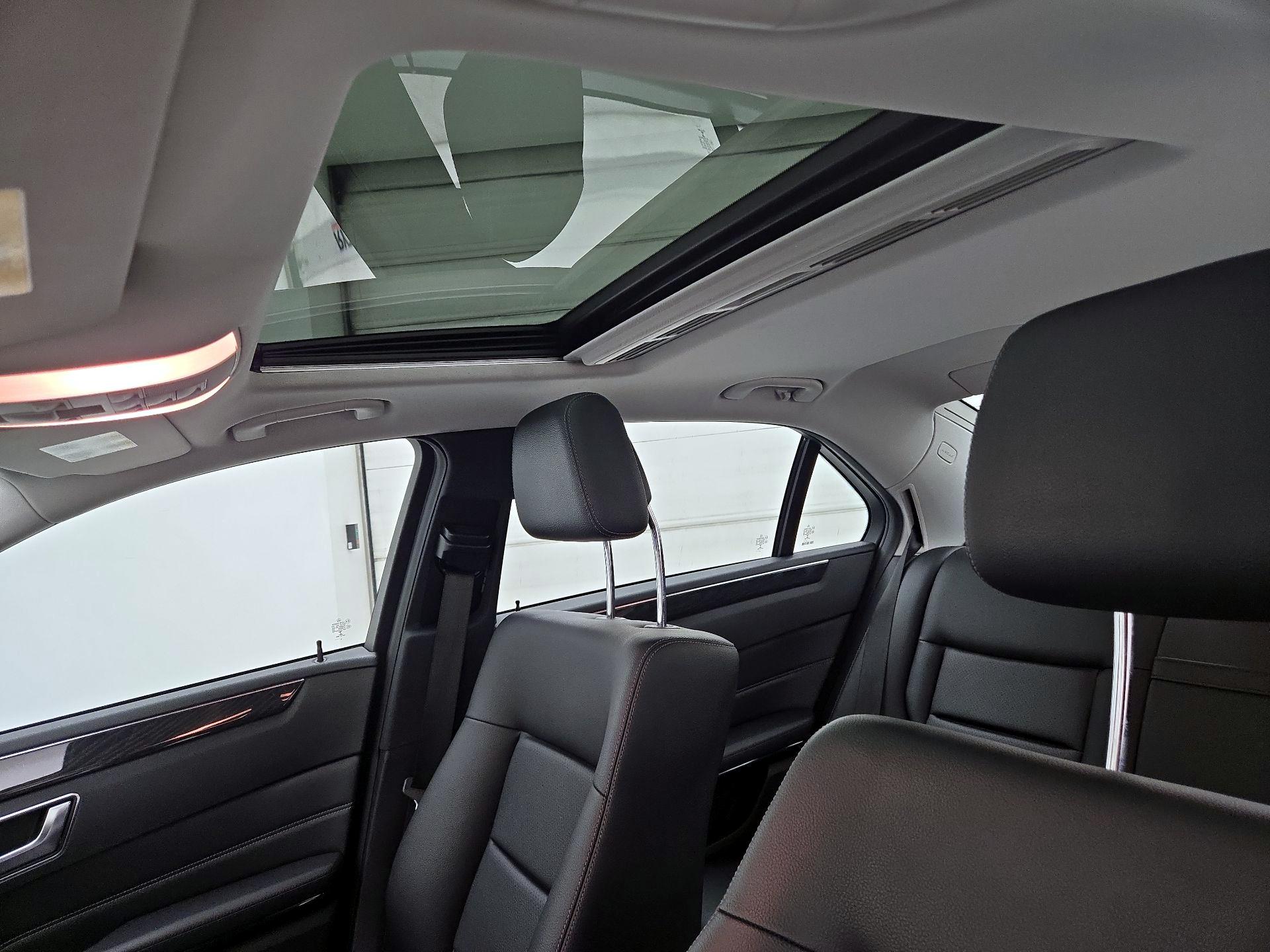 Thumbnail: 2015 Mercedes-Benz E-Class - 18