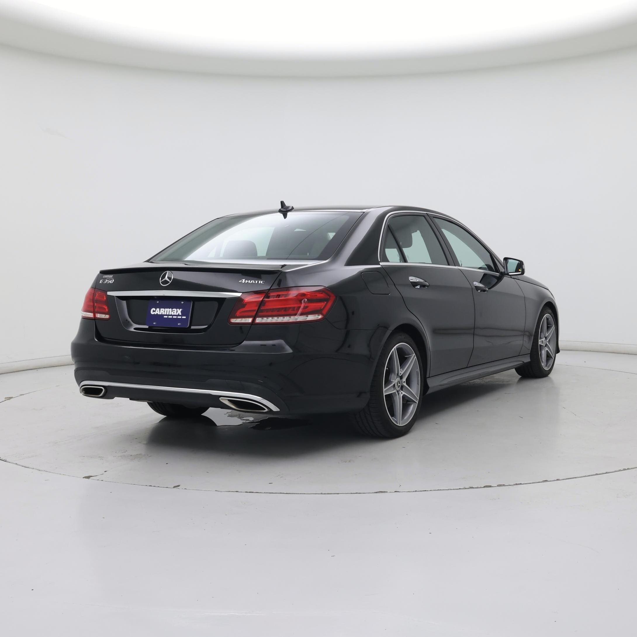 Thumbnail: 2015 Mercedes-Benz E-Class - 8