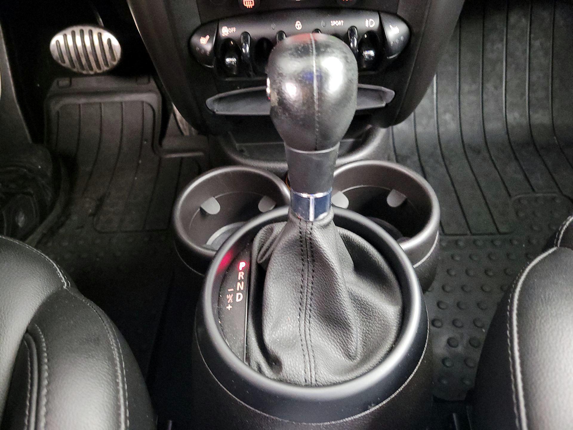 Thumbnail: 2015 MINI Cooper Paceman - 15