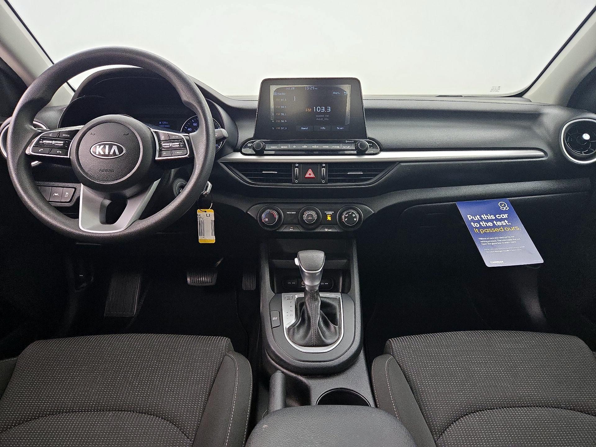 Thumbnail: 2020 Kia Forte - 9
