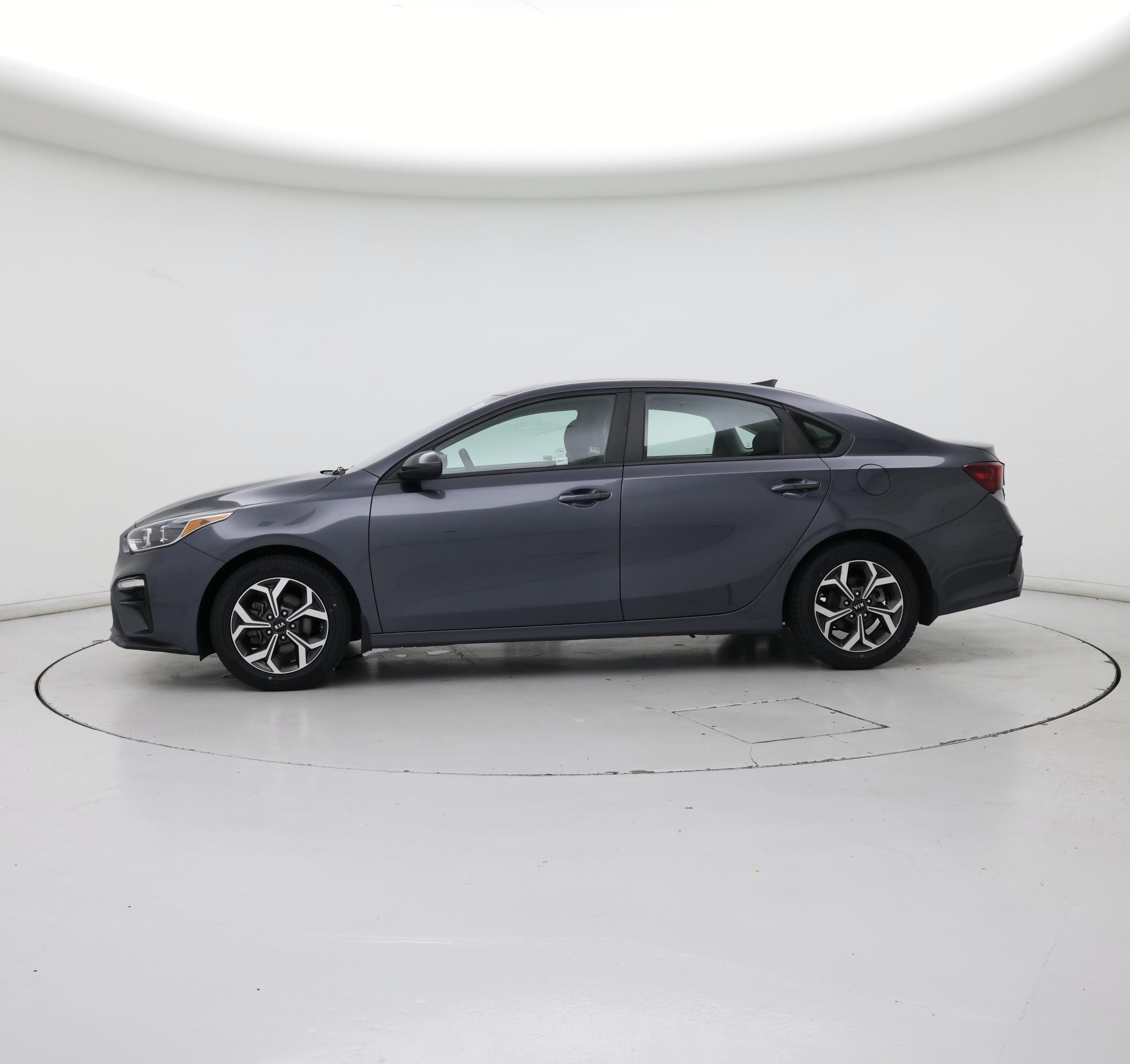 Thumbnail: 2020 Kia Forte - 3