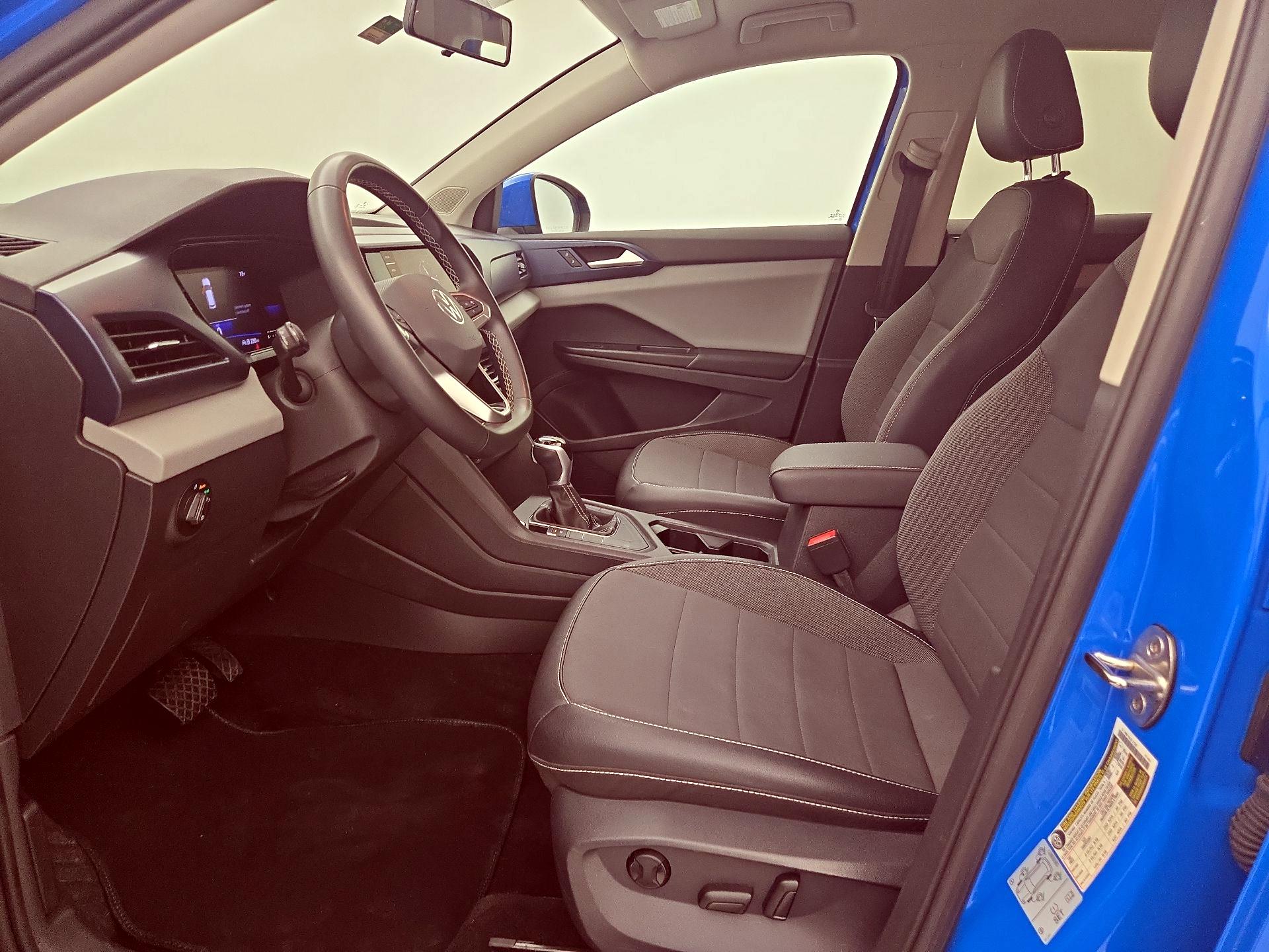 Thumbnail: 2022 Volkswagen Taos - 11