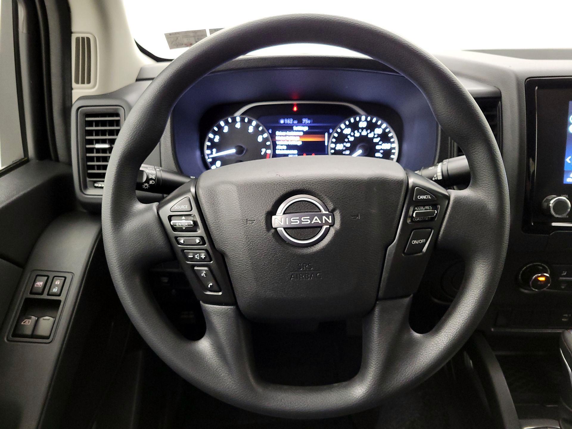 Thumbnail: 2024 Nissan Frontier - 10