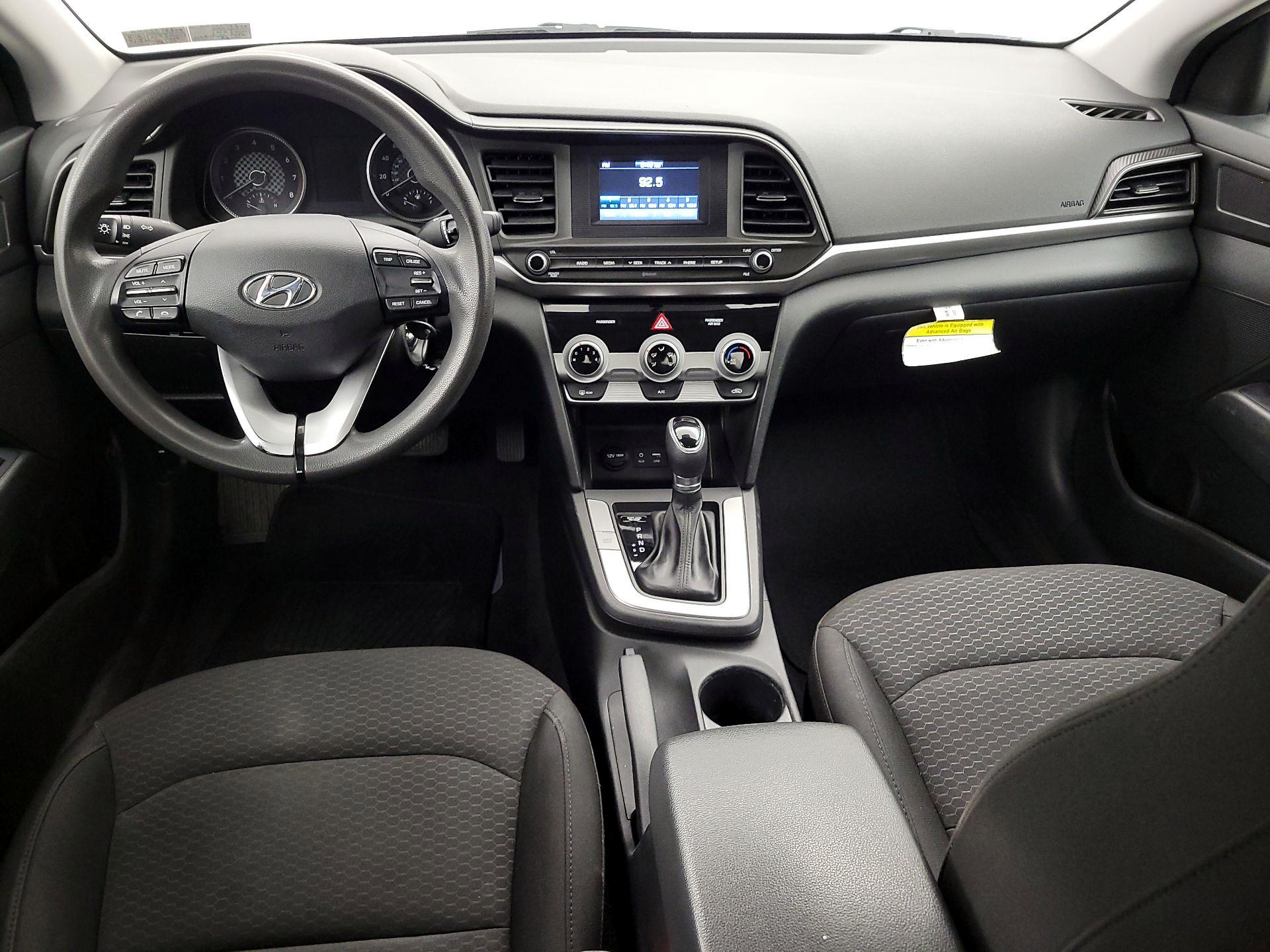Thumbnail: 2022 Hyundai Elantra - 9