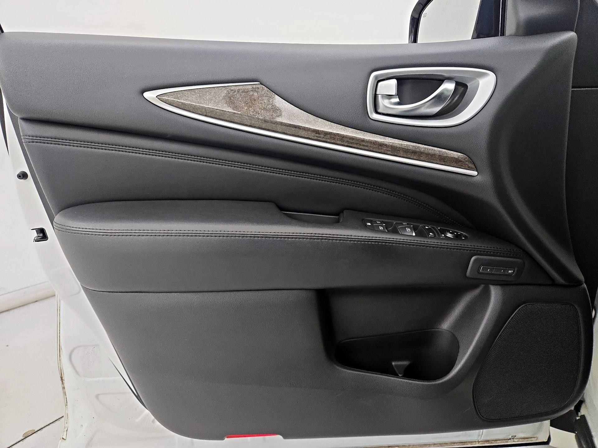 Thumbnail: 2014 INFINITI QX60 - 12