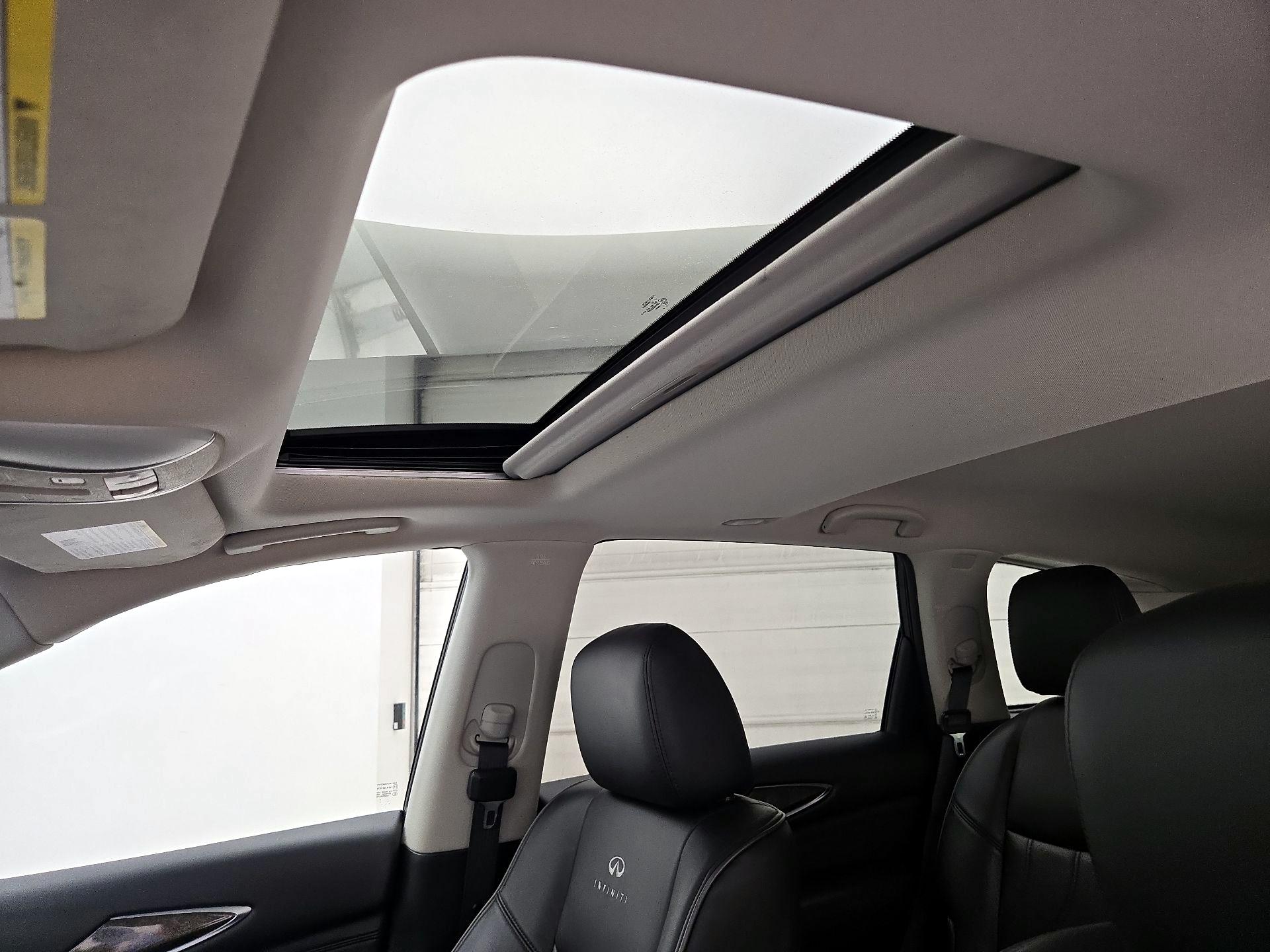 Thumbnail: 2014 INFINITI QX60 - 19