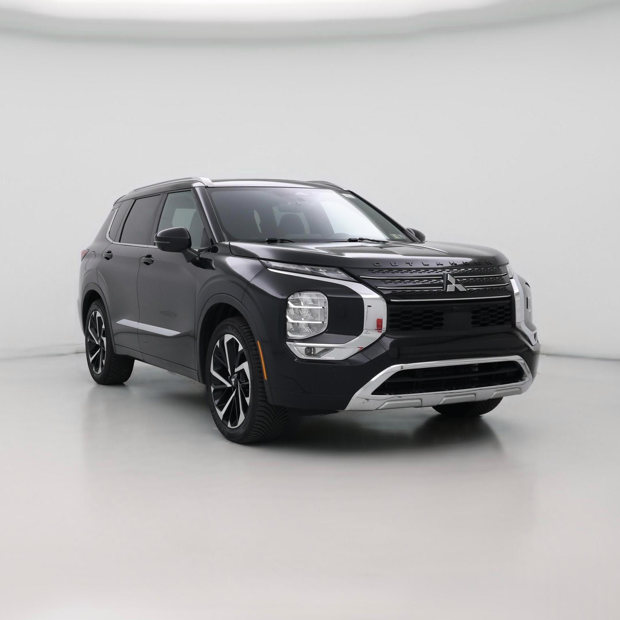 Thumbnail: 2022 Mitsubishi Outlander - 1