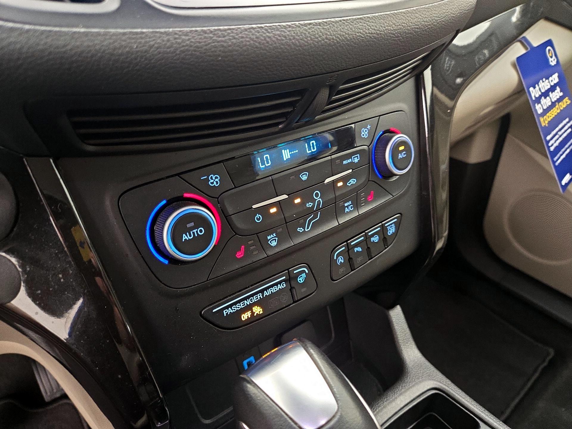 Thumbnail: 2019 Ford Escape - 17