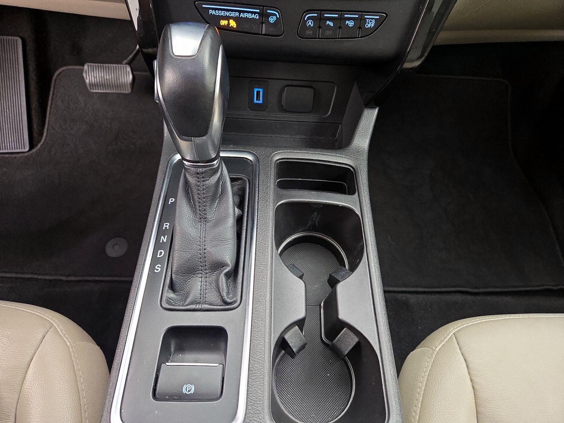 Thumbnail: 2019 Ford Escape - 18