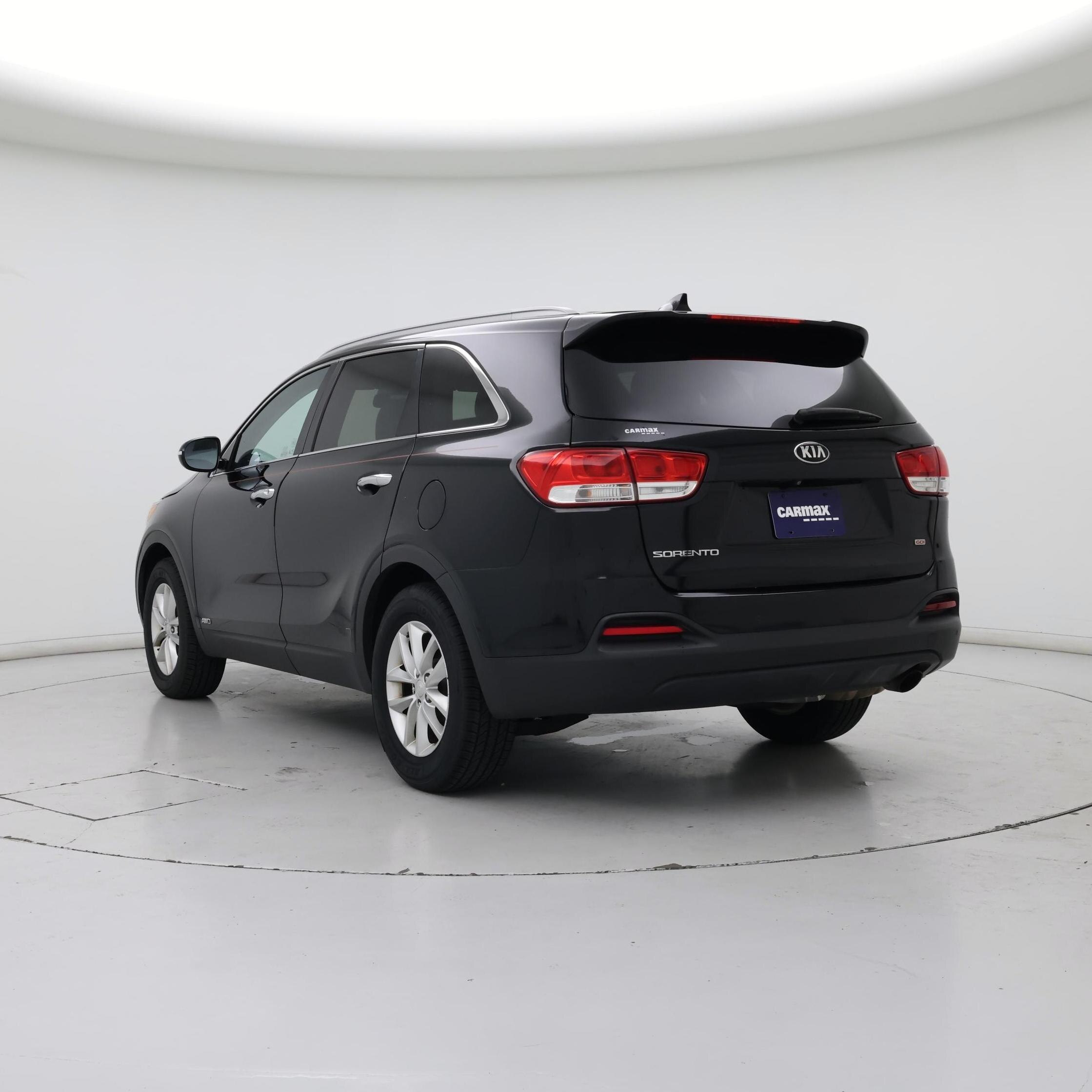 Thumbnail: 2017 Kia Sorento - 2
