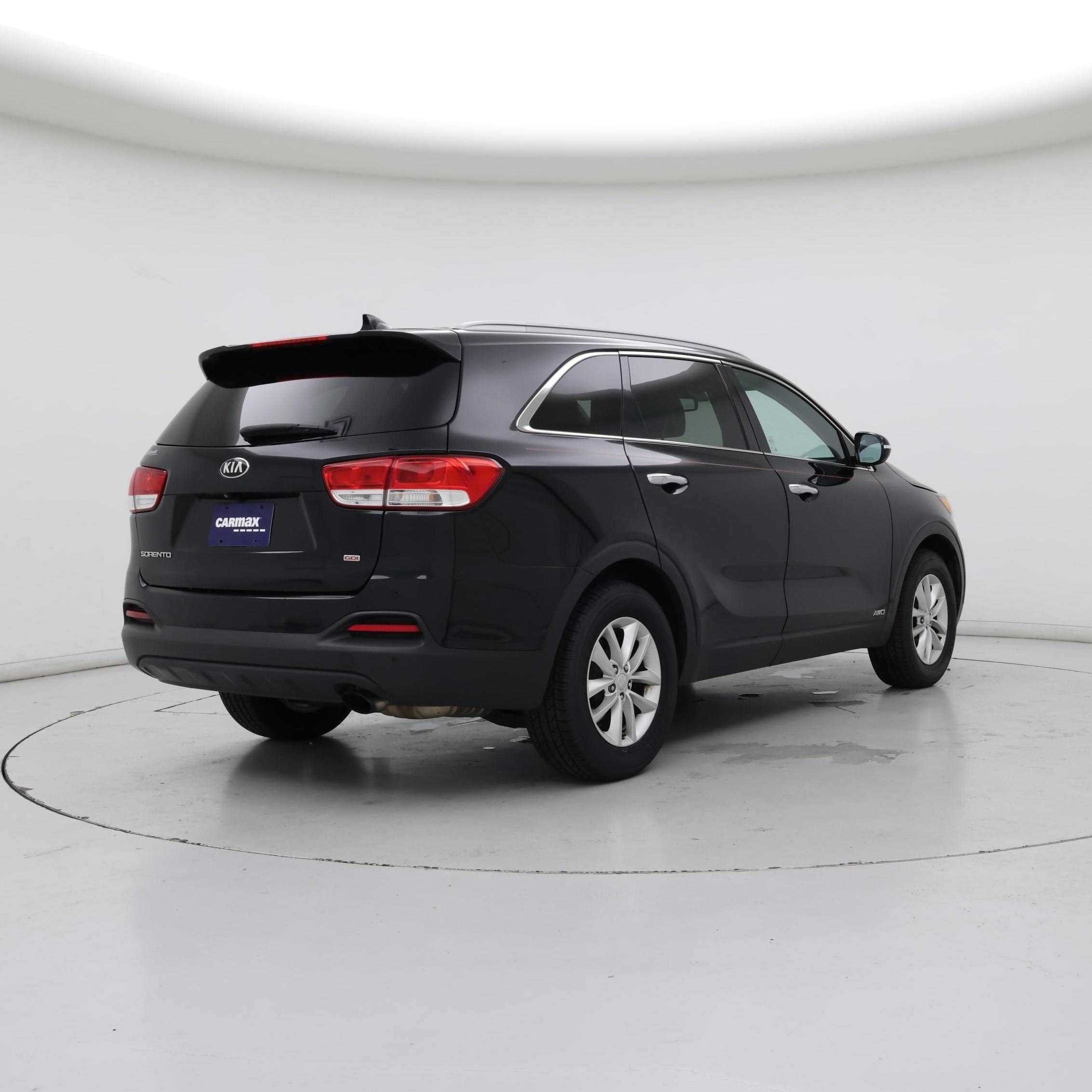 Thumbnail: 2017 Kia Sorento - 8