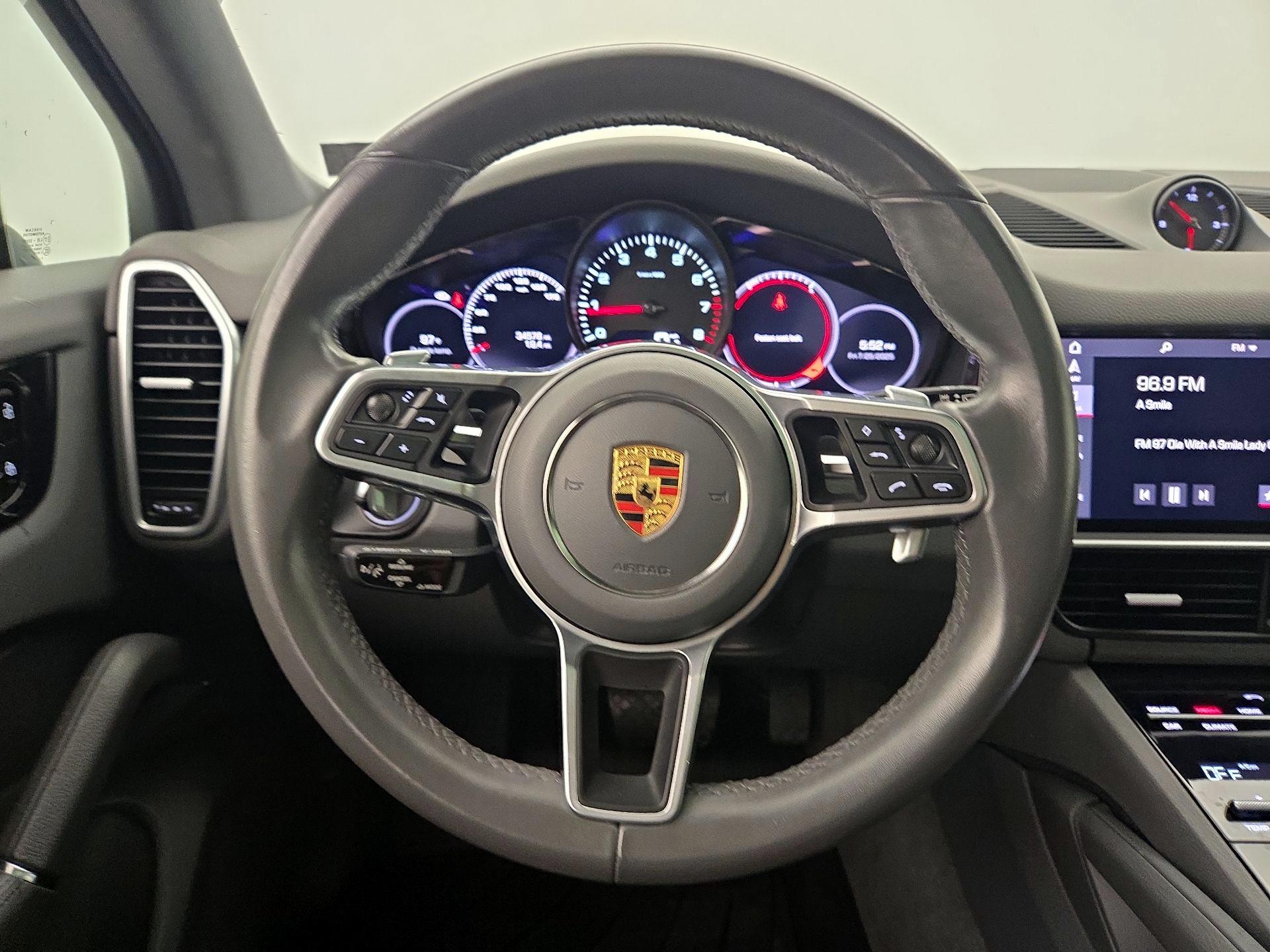 Thumbnail: 2021 Porsche Cayenne - 10