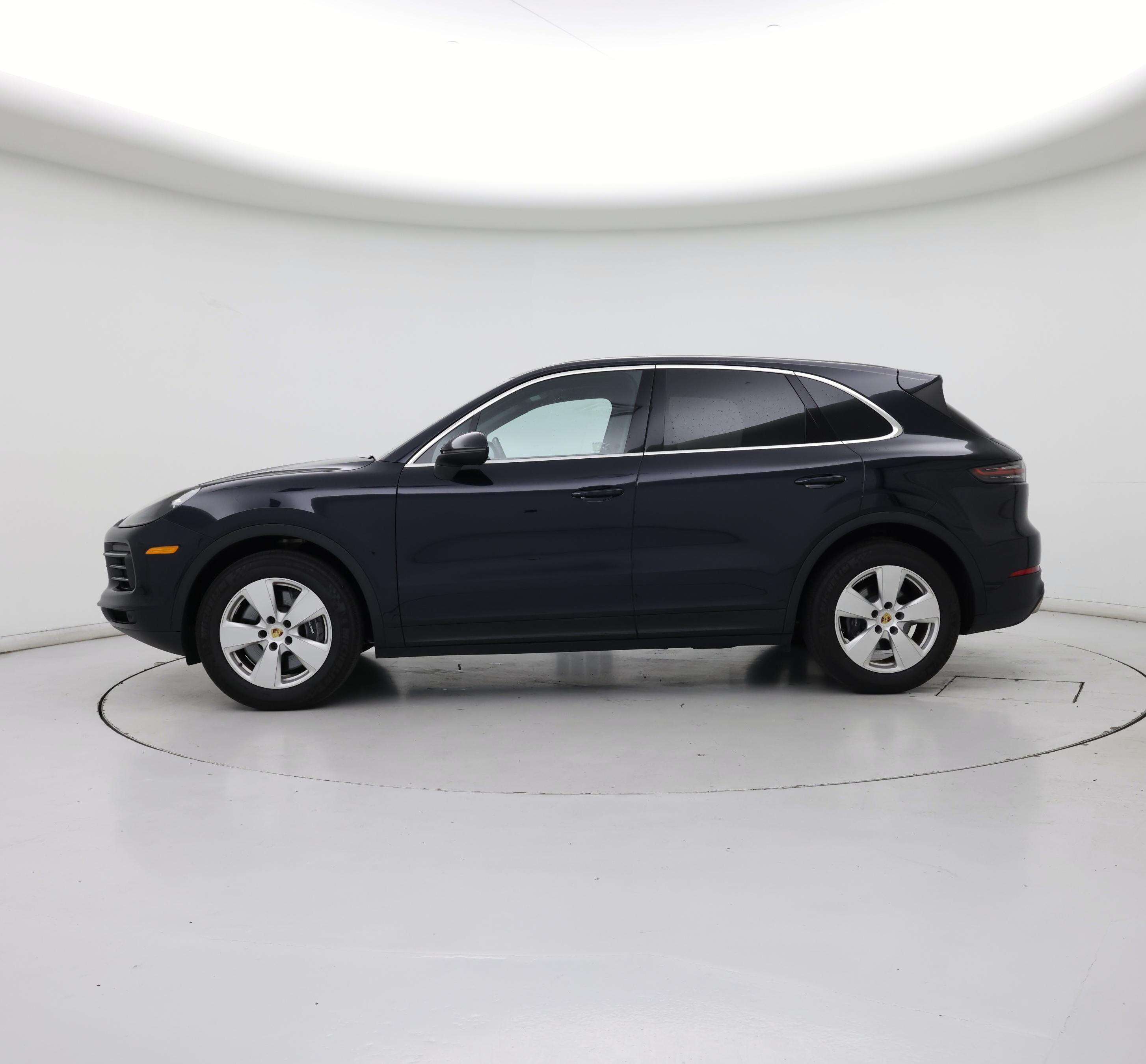 Thumbnail: 2021 Porsche Cayenne - 3