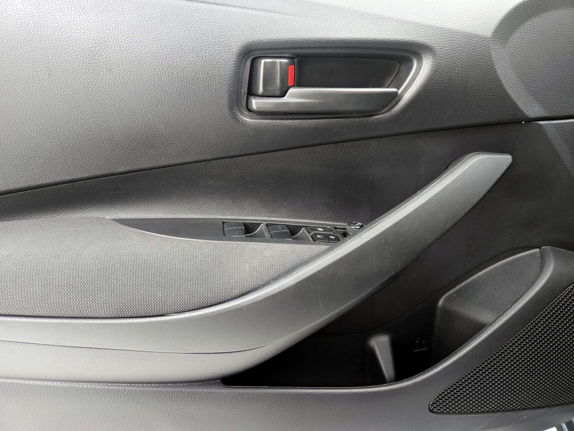 Thumbnail: 2023 Toyota Corolla - 12