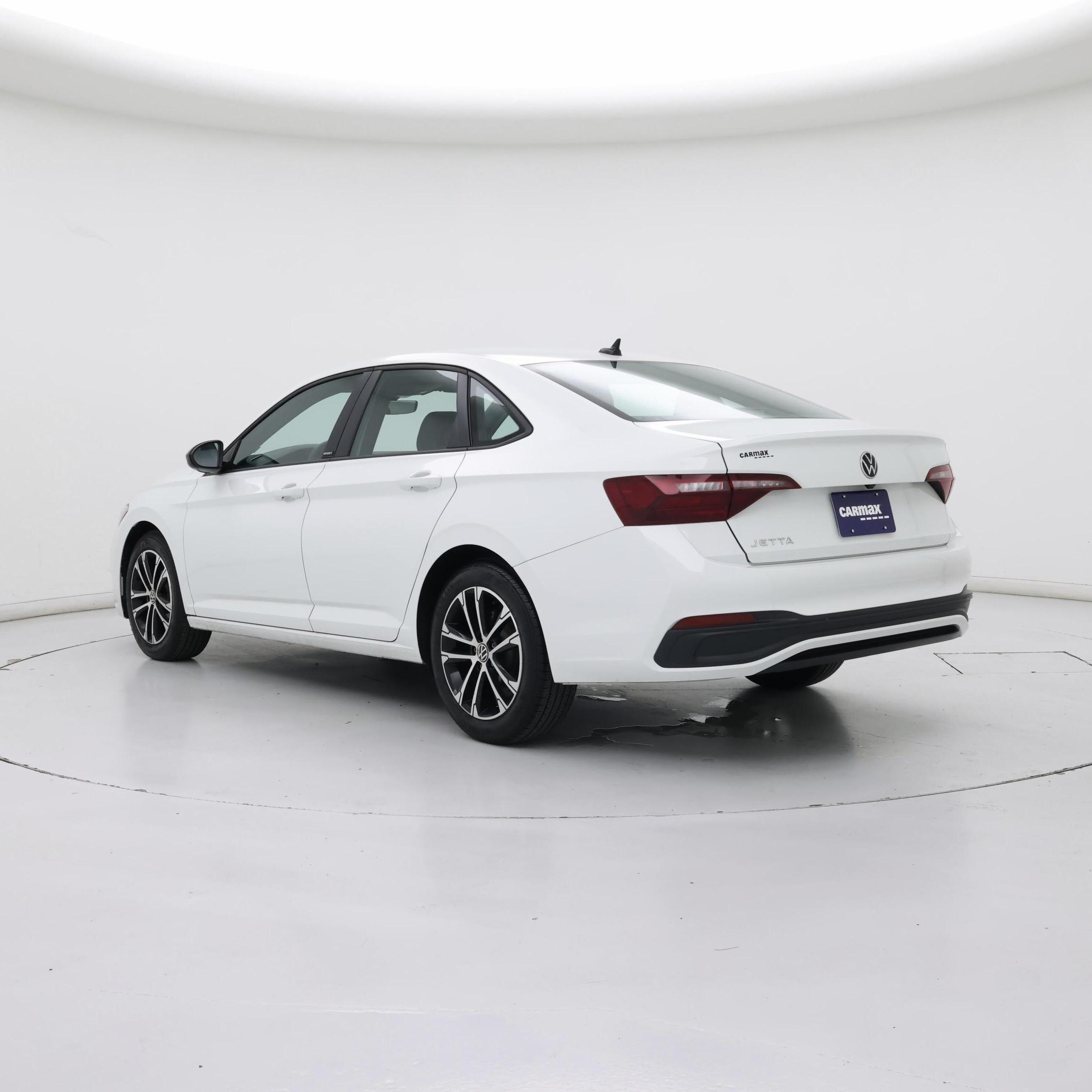 Thumbnail: 2024 Volkswagen Jetta - 2