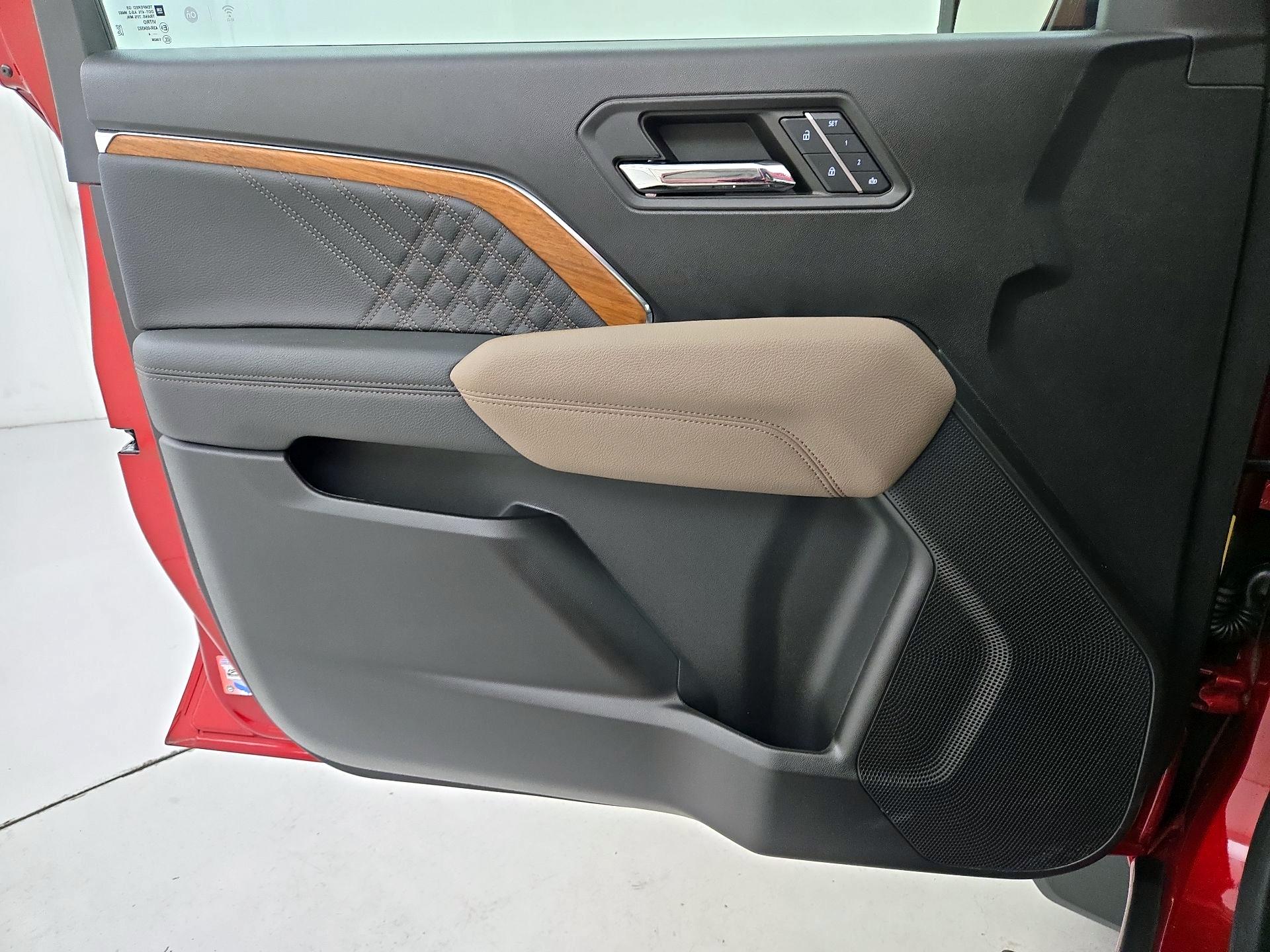 Thumbnail: 2024 GMC Canyon - 12