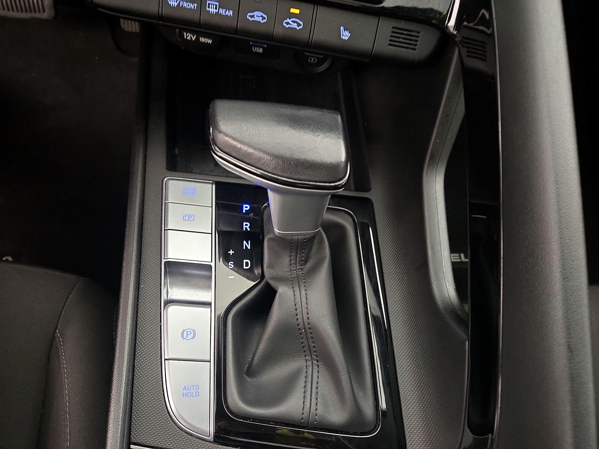 Thumbnail: 2022 Hyundai Elantra - 17