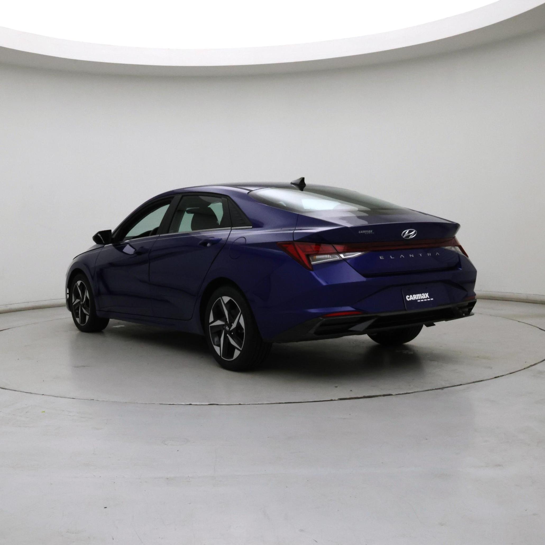 Thumbnail: 2022 Hyundai Elantra - 2