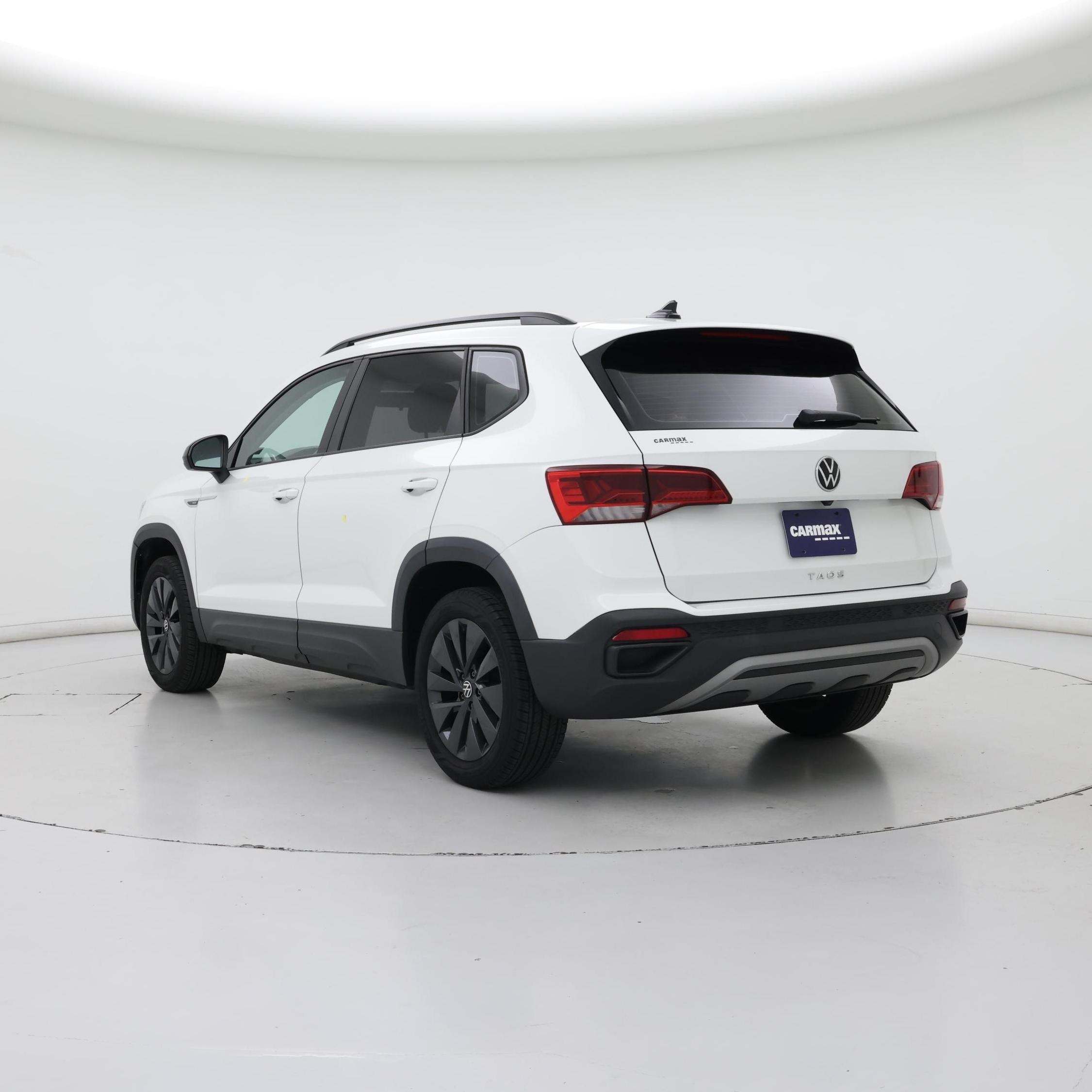 Thumbnail: 2022 Volkswagen Taos - 2