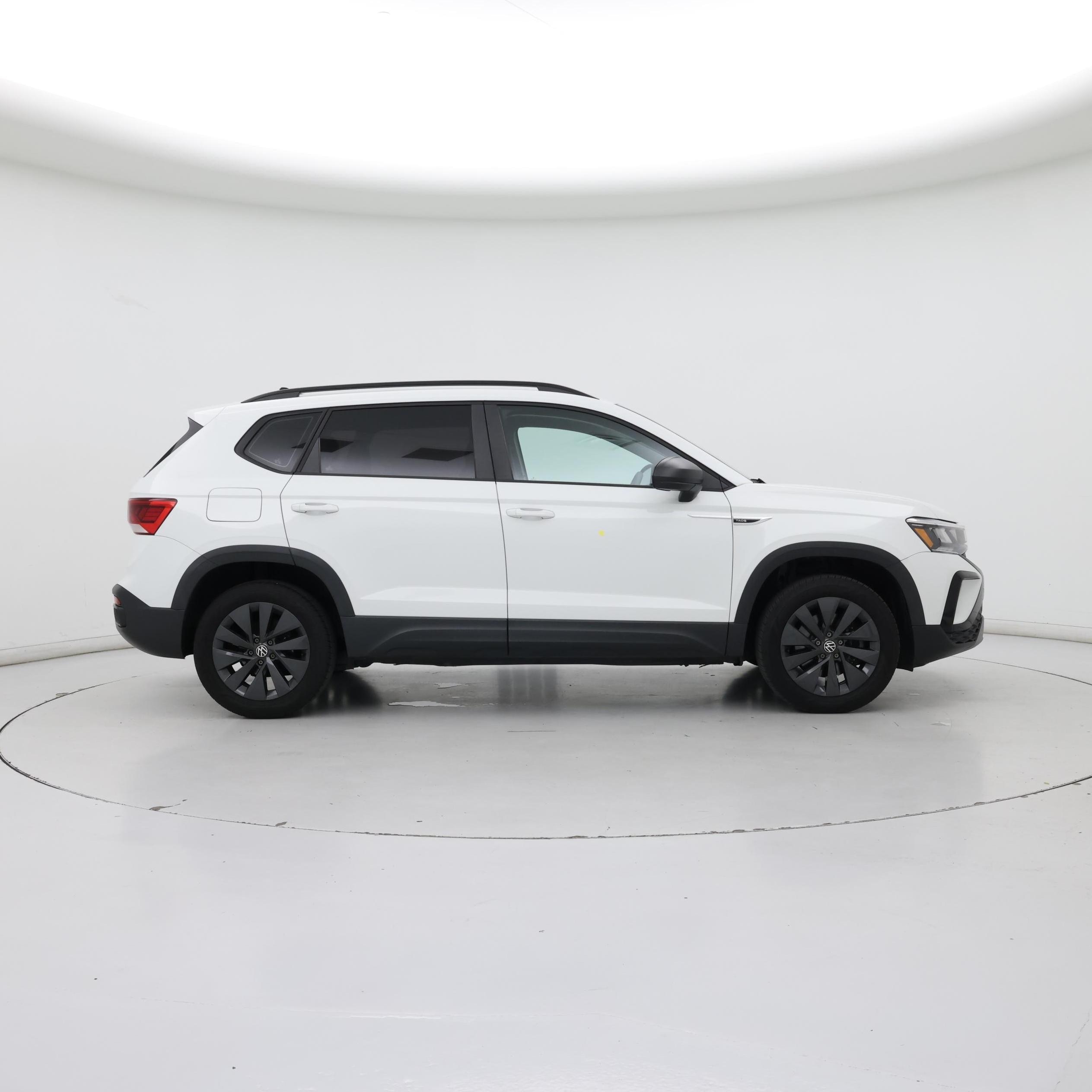 Thumbnail: 2022 Volkswagen Taos - 7