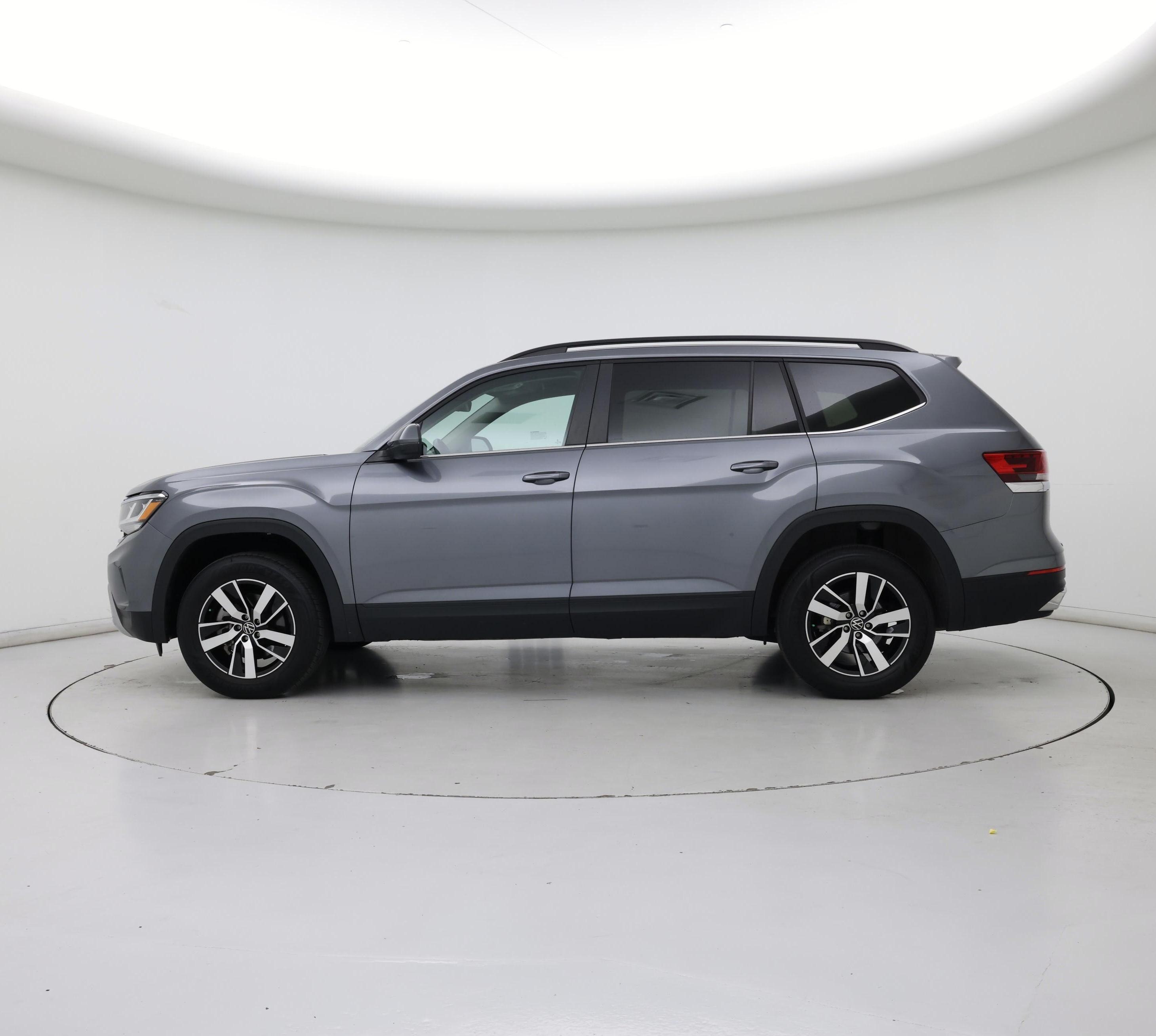 Thumbnail: 2023 Volkswagen Atlas - 3
