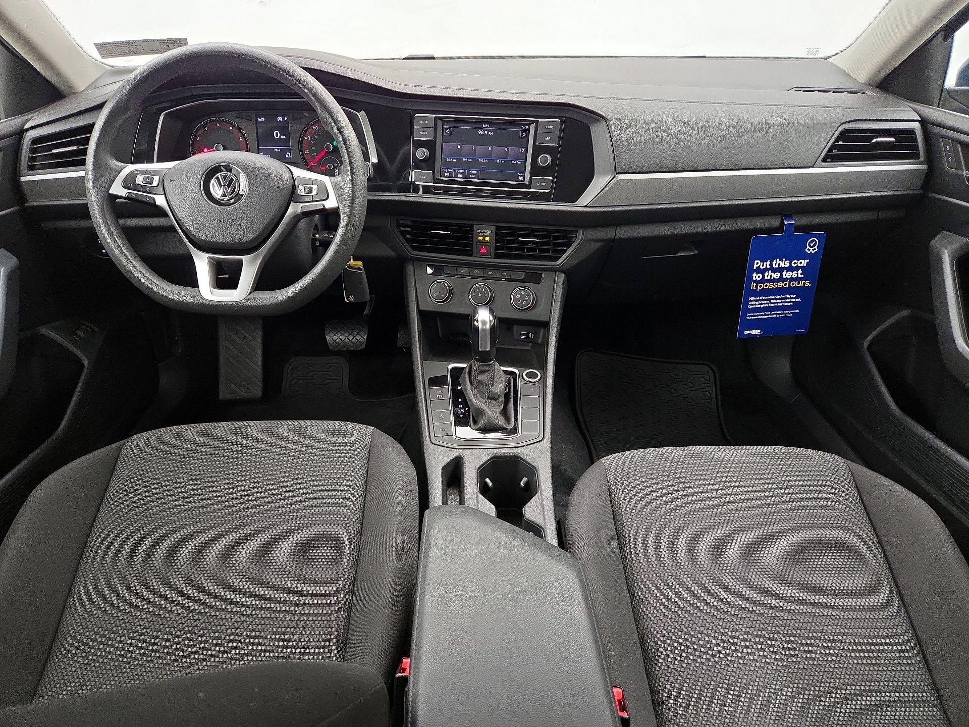 Thumbnail: 2019 Volkswagen Jetta - 9