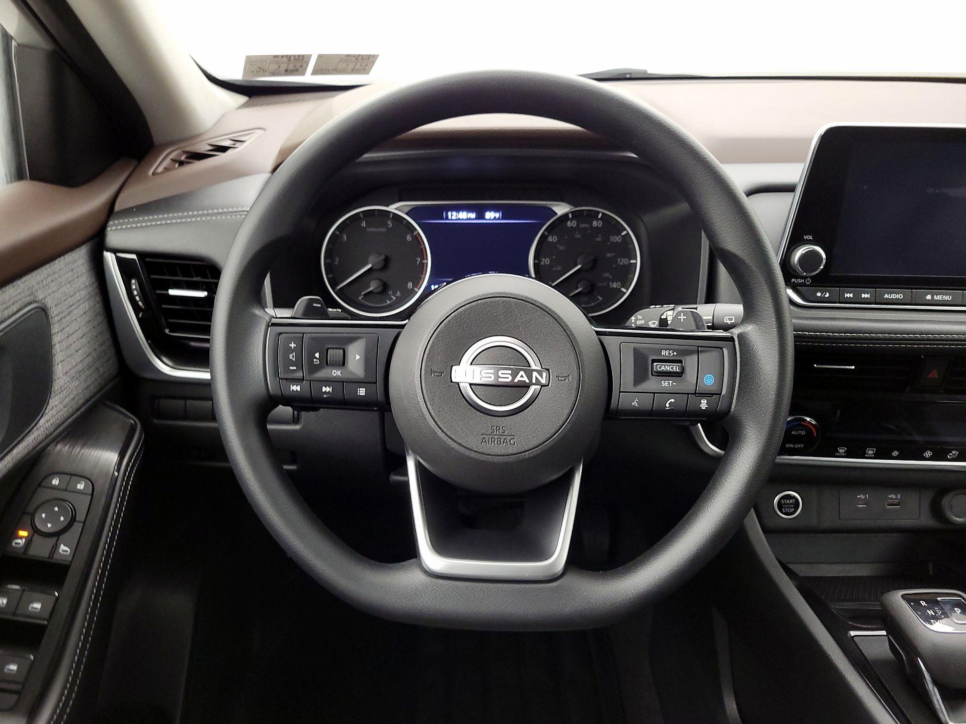Thumbnail: 2022 Nissan Rogue - 10