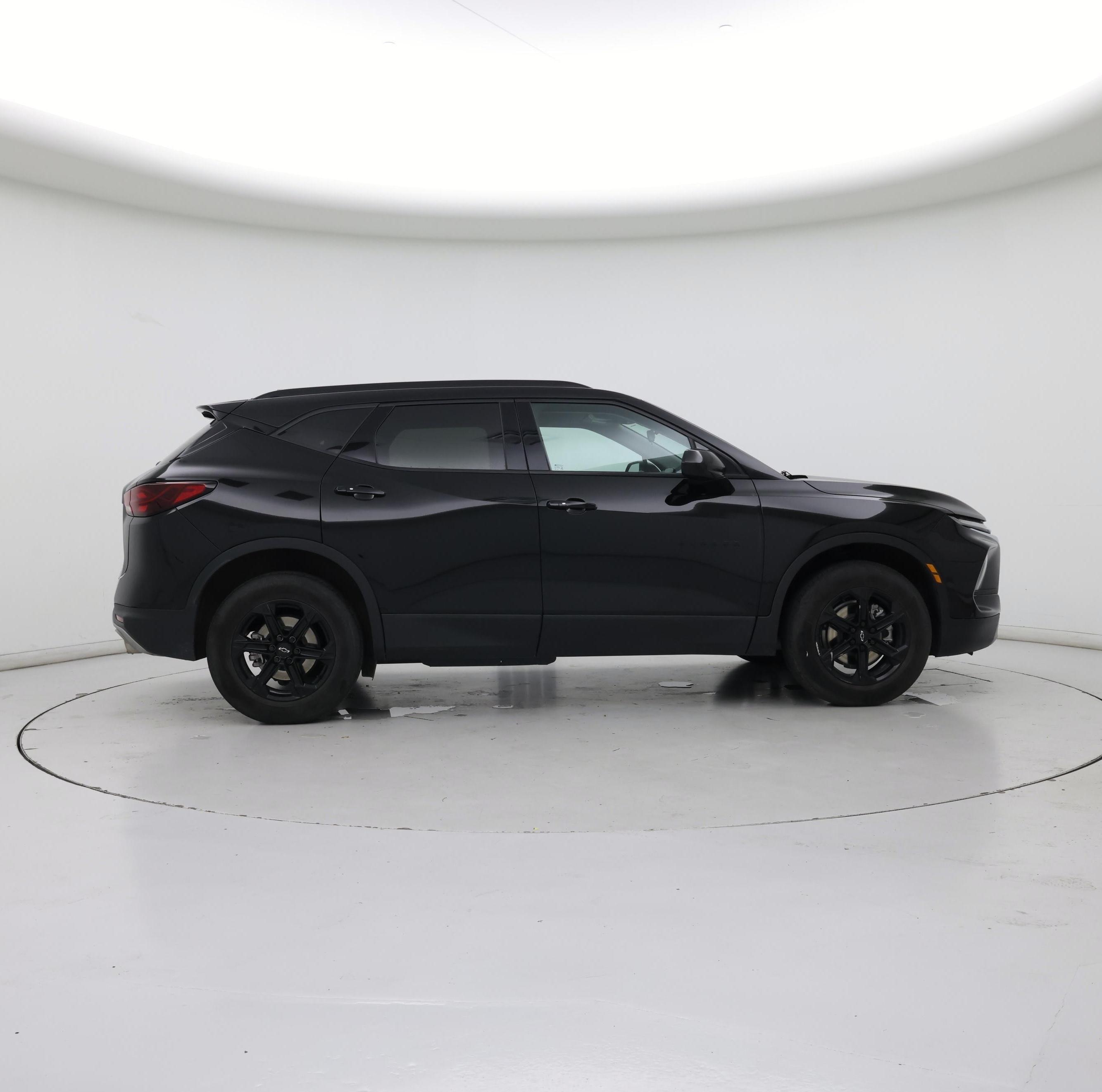 Thumbnail: 2023 Chevrolet Blazer - 7