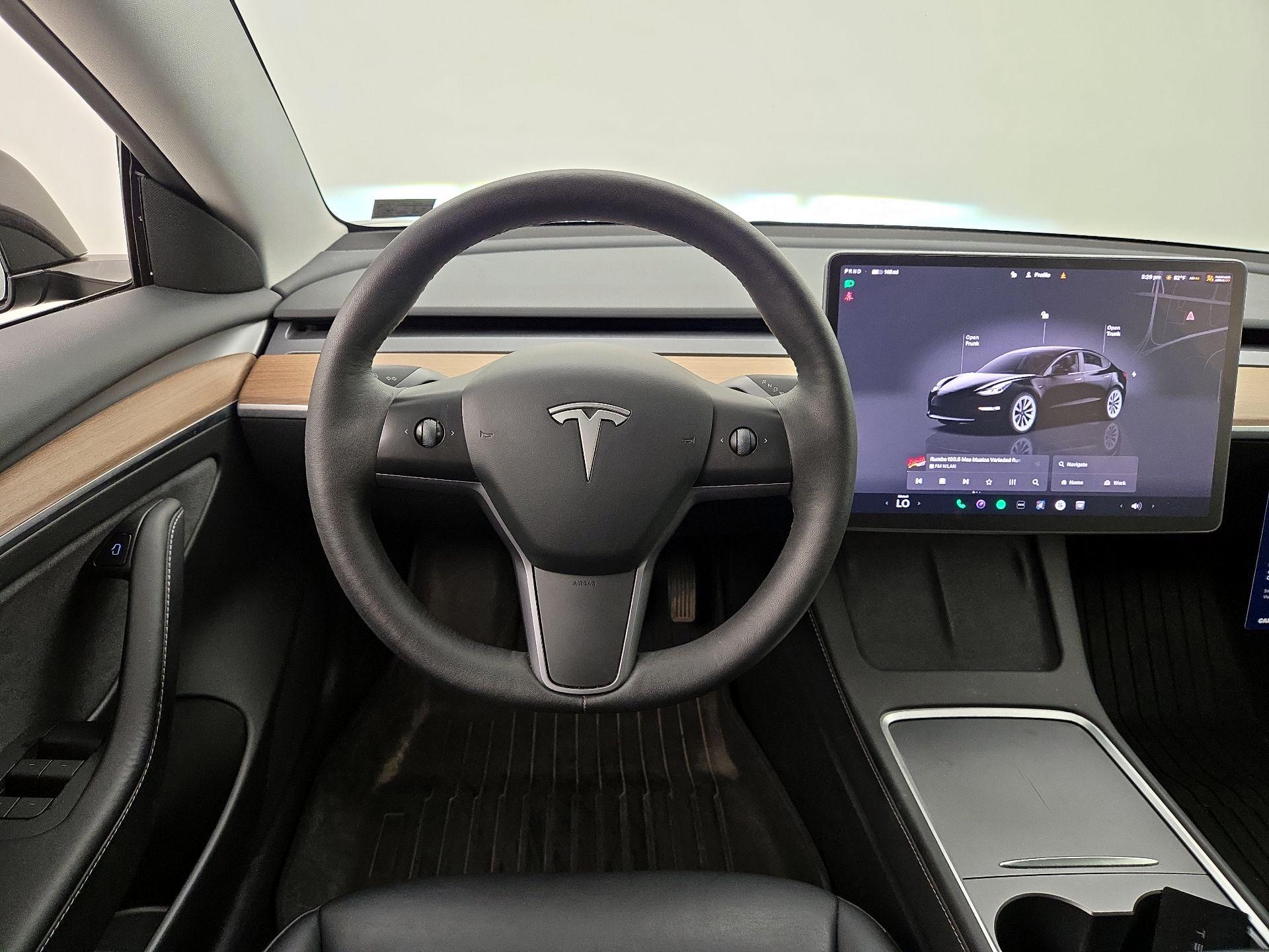Thumbnail: 2023 Tesla Model 3 - 10
