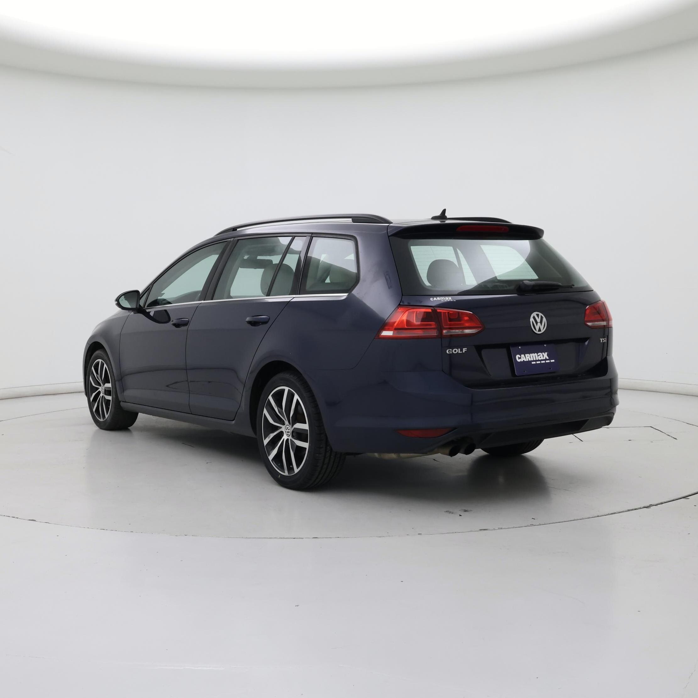 Thumbnail: 2016 Volkswagen Golf - 2