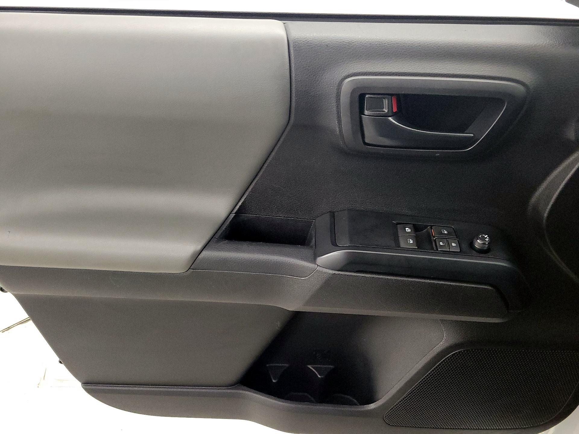 Thumbnail: 2023 Toyota Tacoma - 12