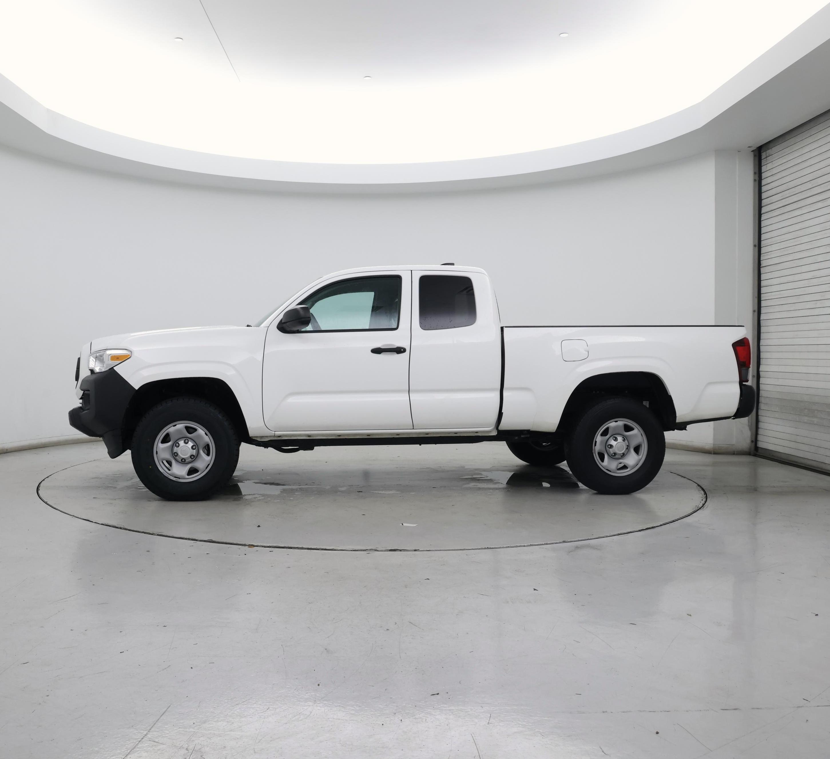 Thumbnail: 2023 Toyota Tacoma - 3