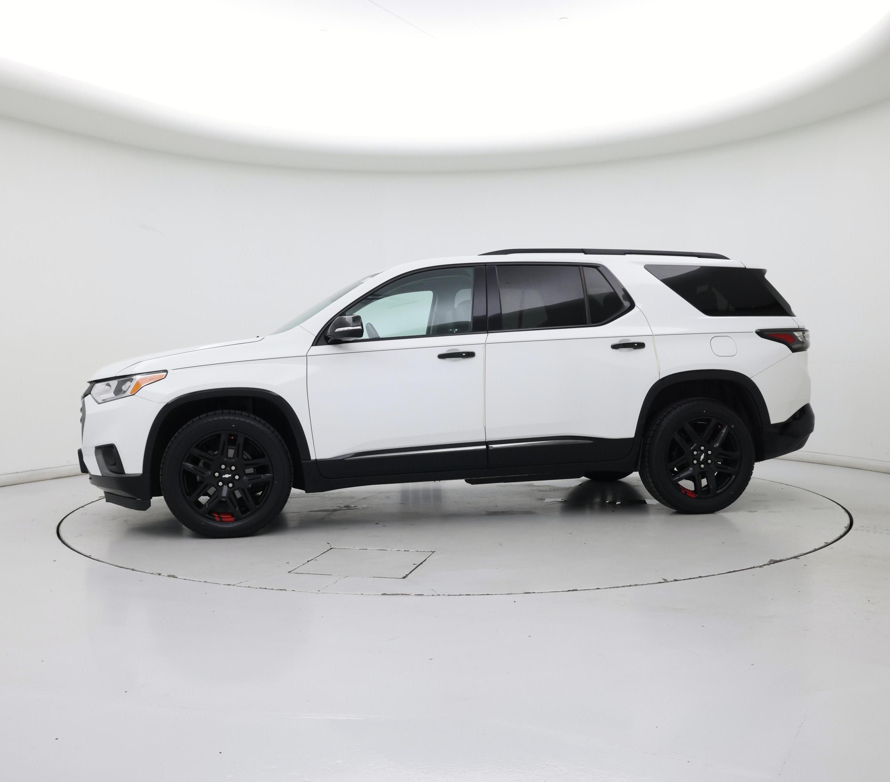 Thumbnail: 2019 Chevrolet Traverse - 3