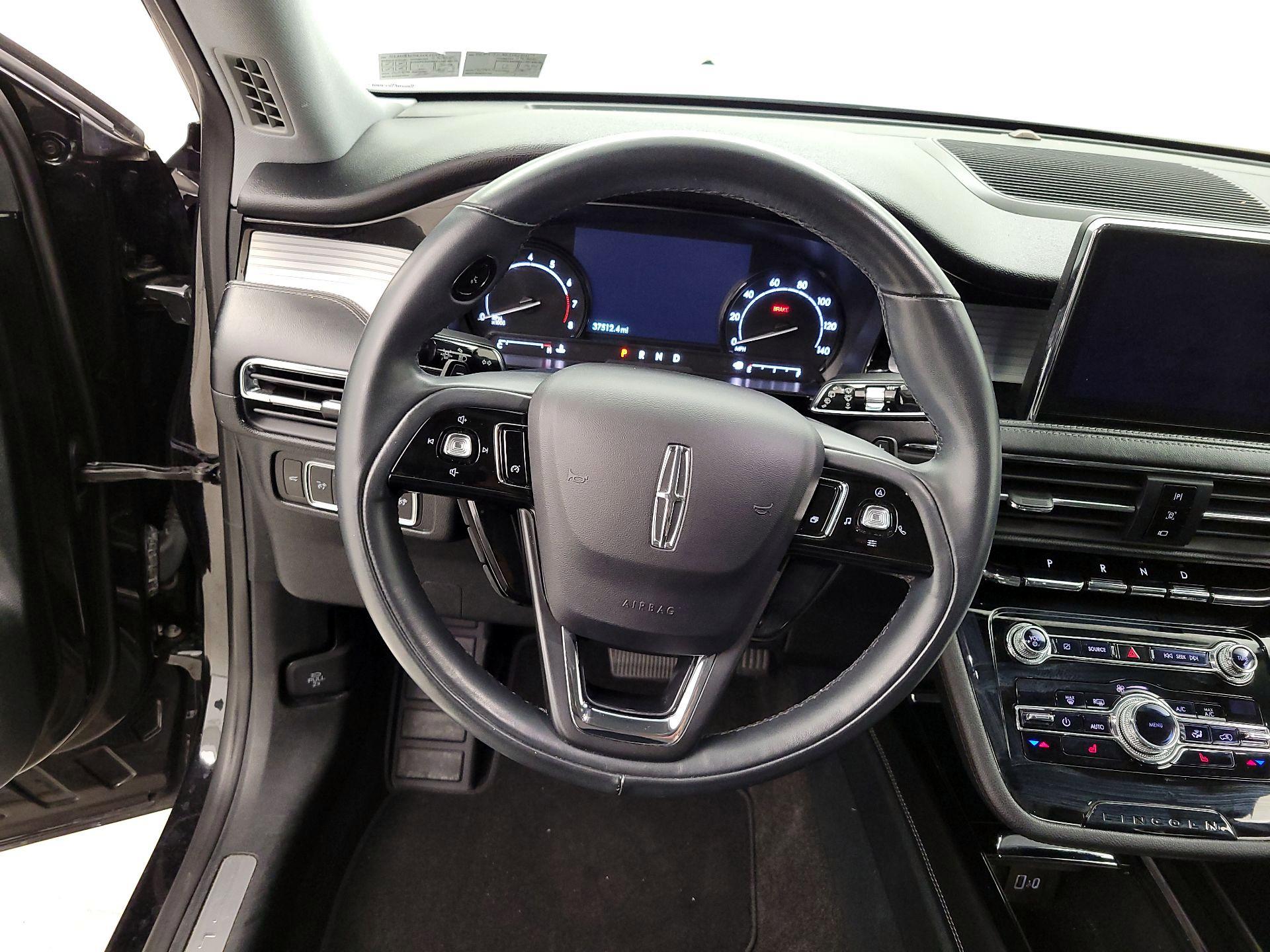 Thumbnail: 2020 Lincoln Corsair - 10