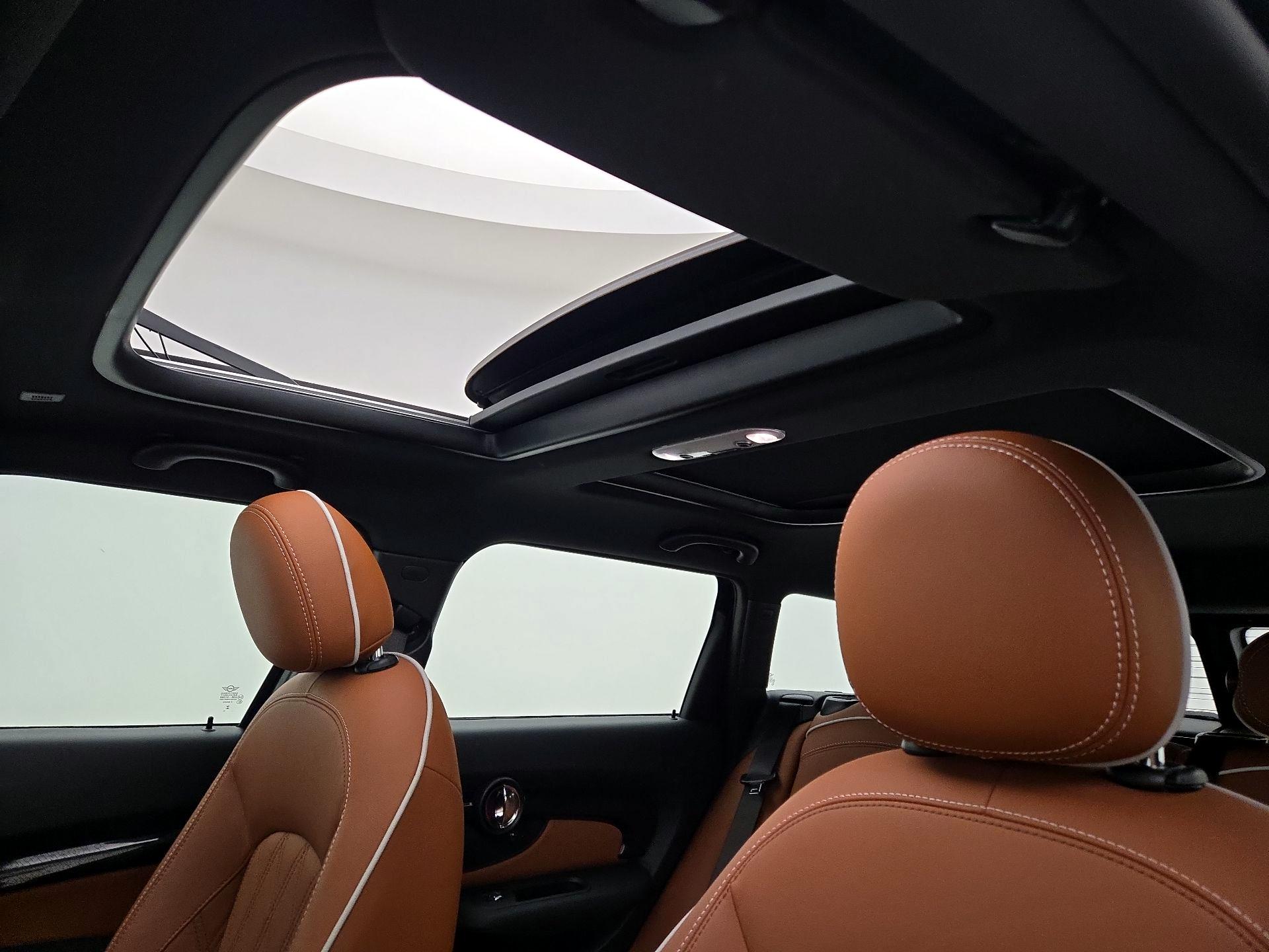 Thumbnail: 2024 MINI Cooper Clubman - 19