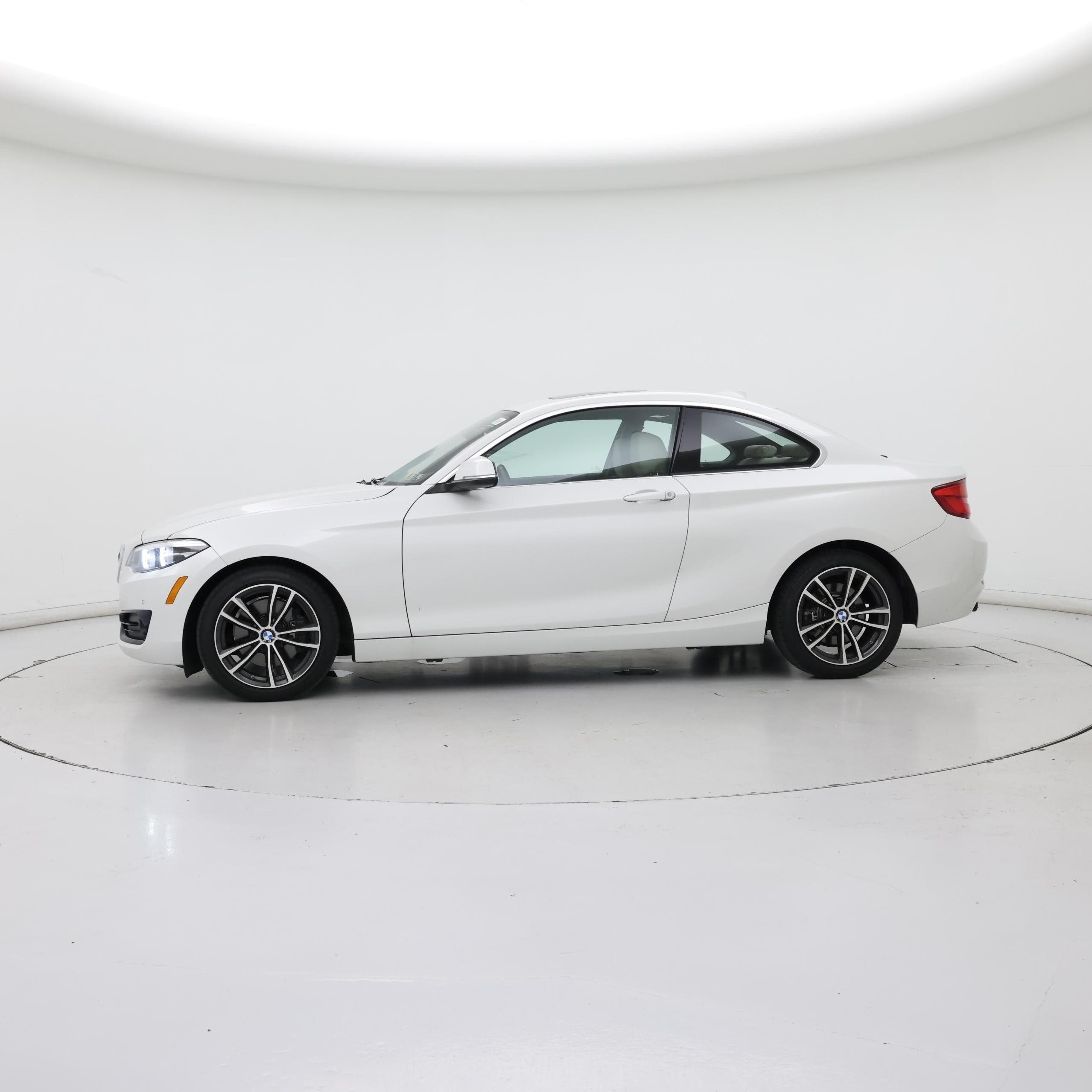 Thumbnail: 2019 BMW 2 Series - 3