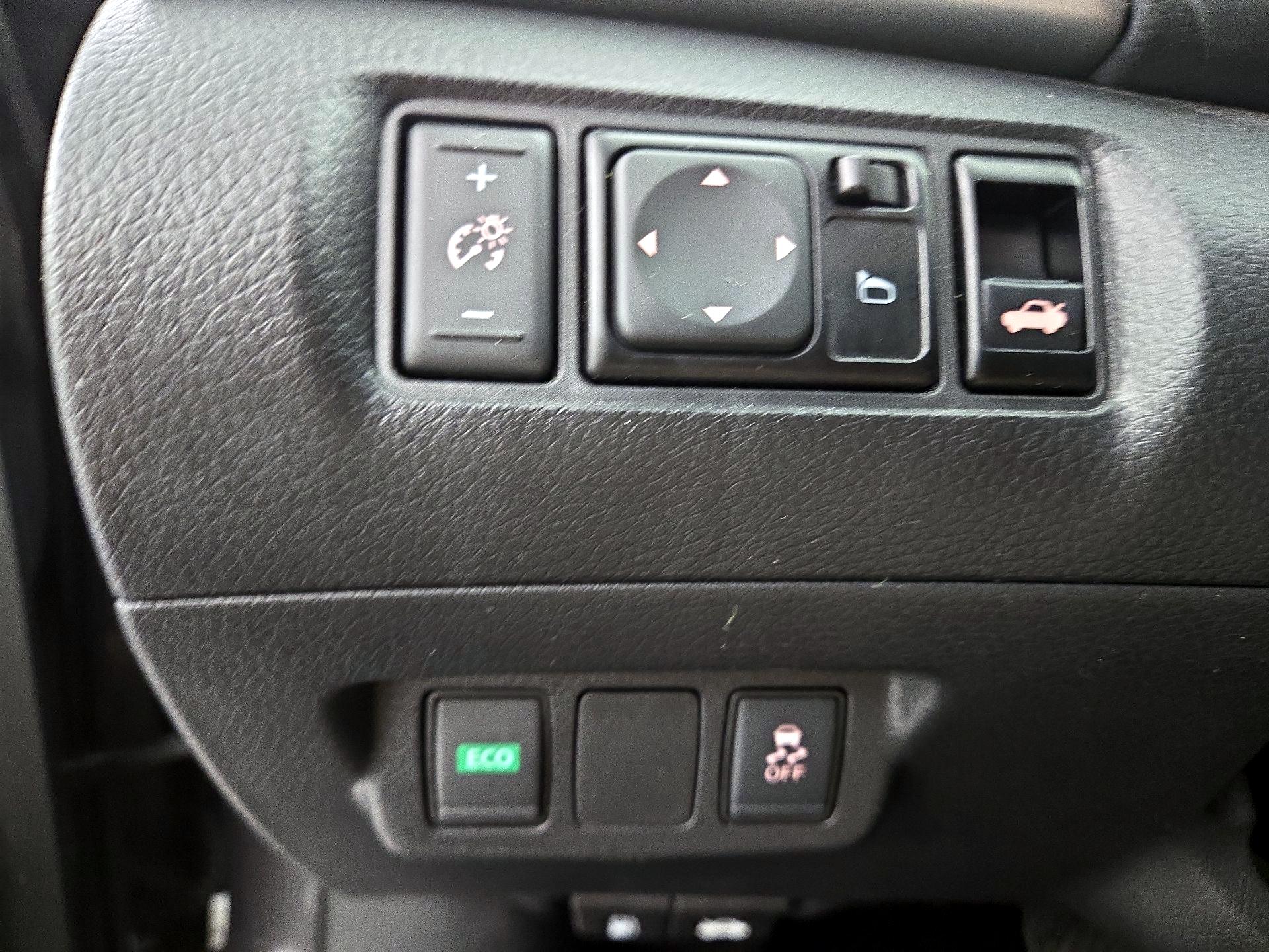 Thumbnail: 2019 Nissan Sentra - 13