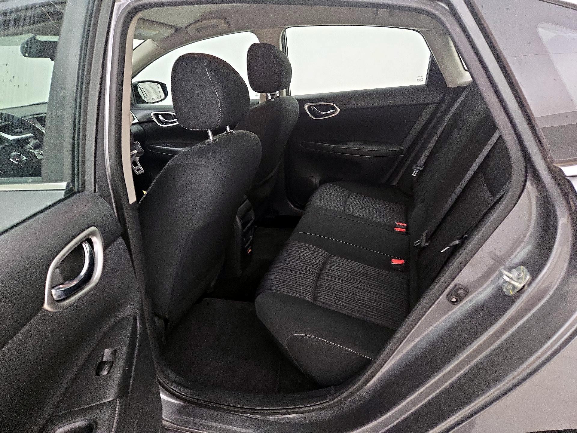 Thumbnail: 2019 Nissan Sentra - 19