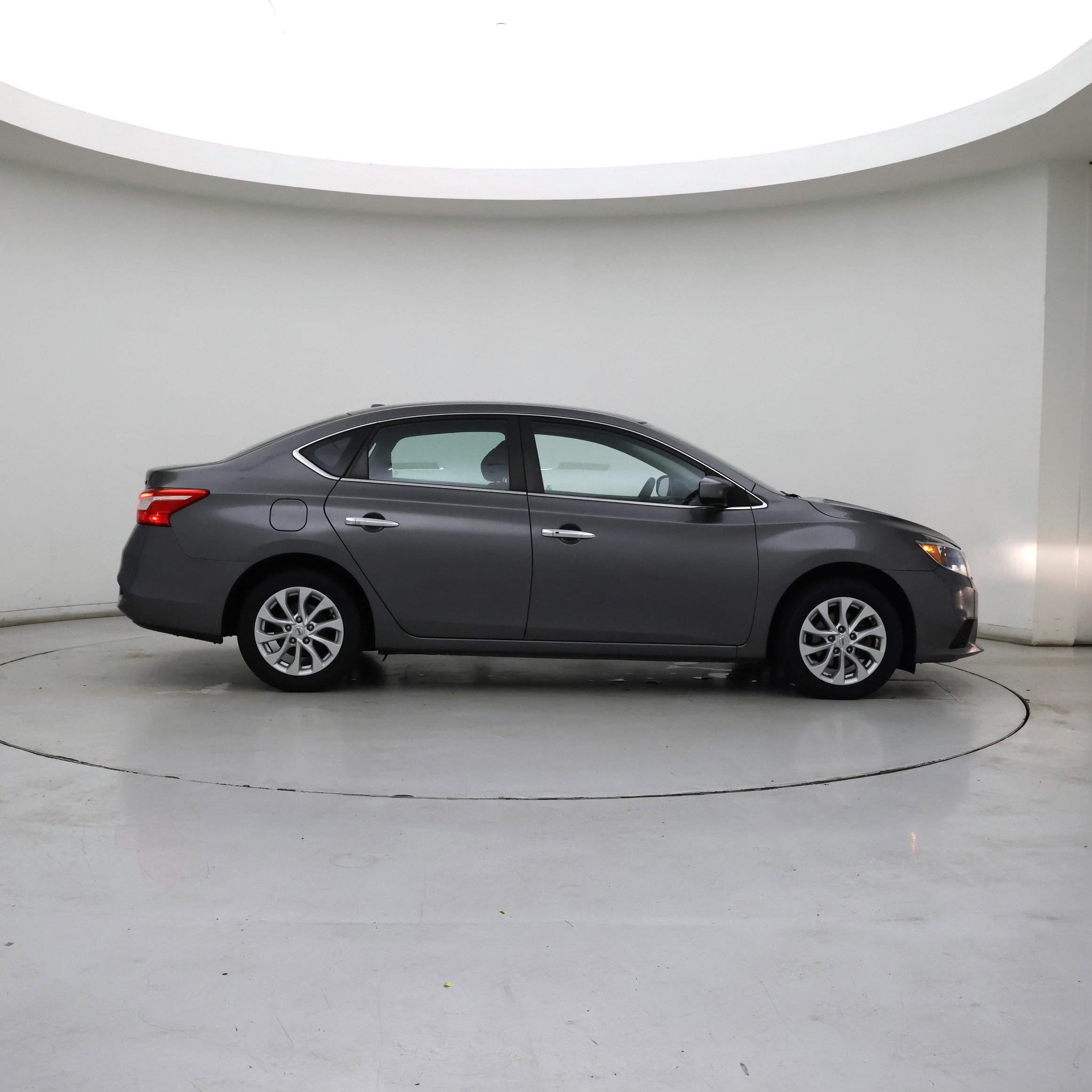 Thumbnail: 2019 Nissan Sentra - 7
