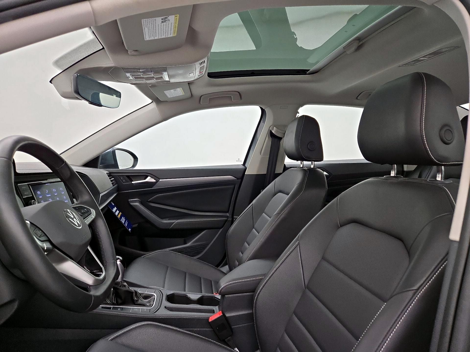 Thumbnail: 2024 Volkswagen Jetta - 19