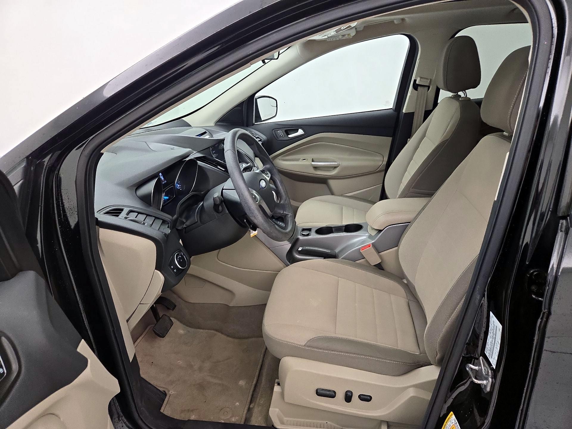 Thumbnail: 2016 Ford Escape - 11