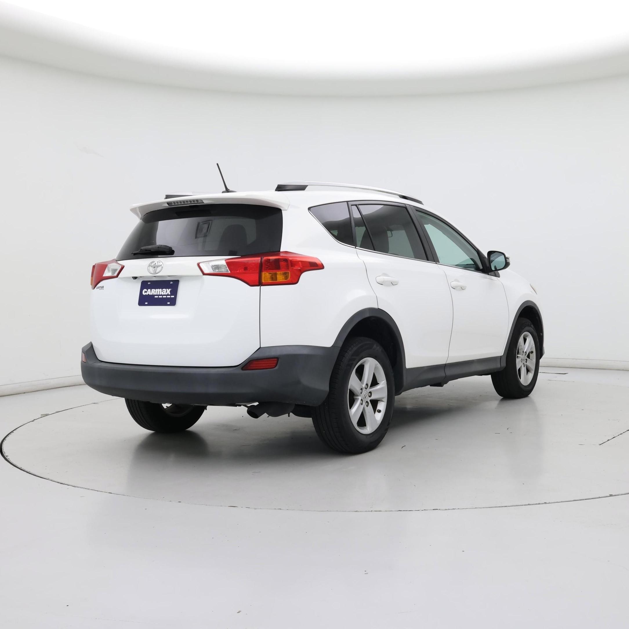 Thumbnail: 2014 Toyota RAV4 - 8