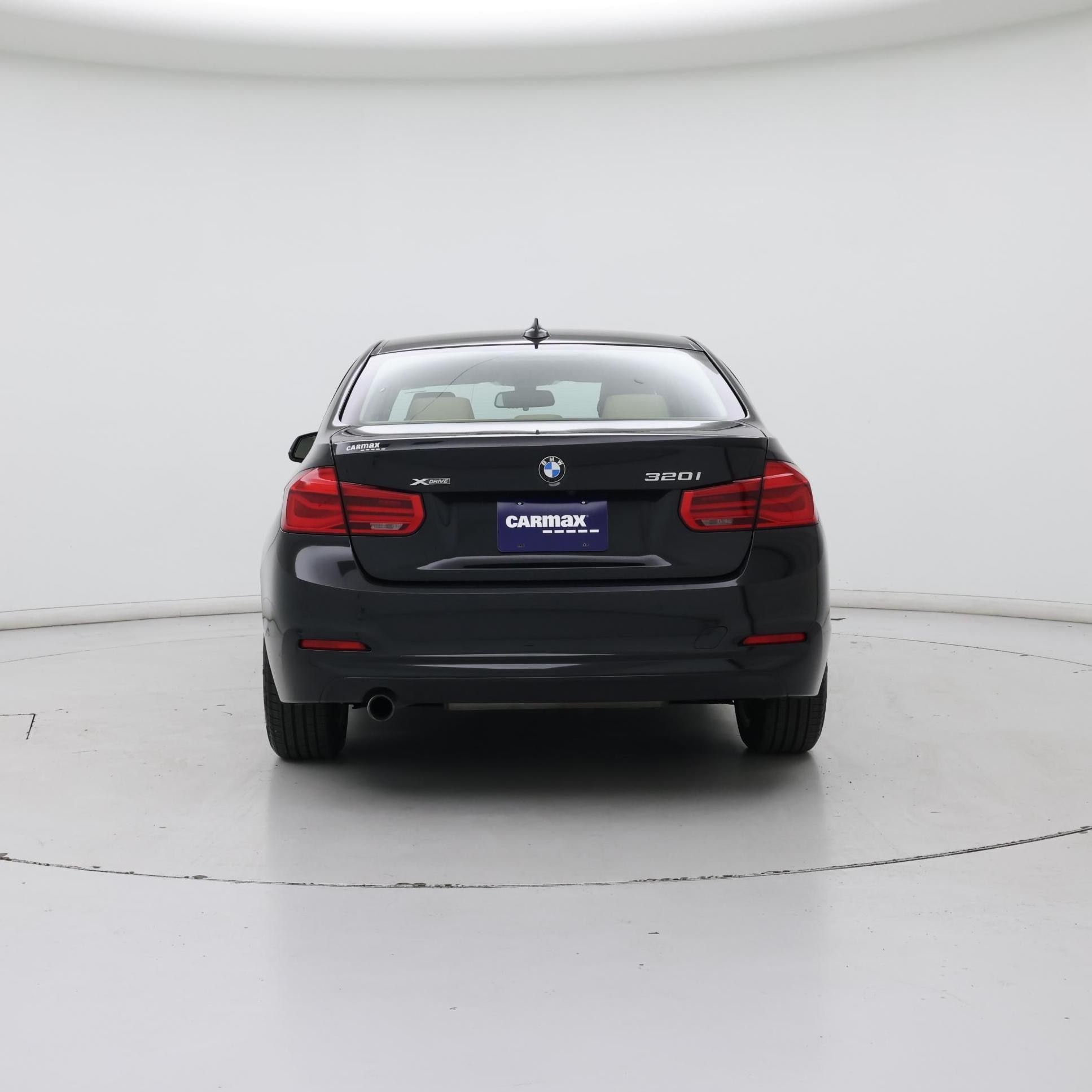 Thumbnail: 2016 BMW 3 Series - 6