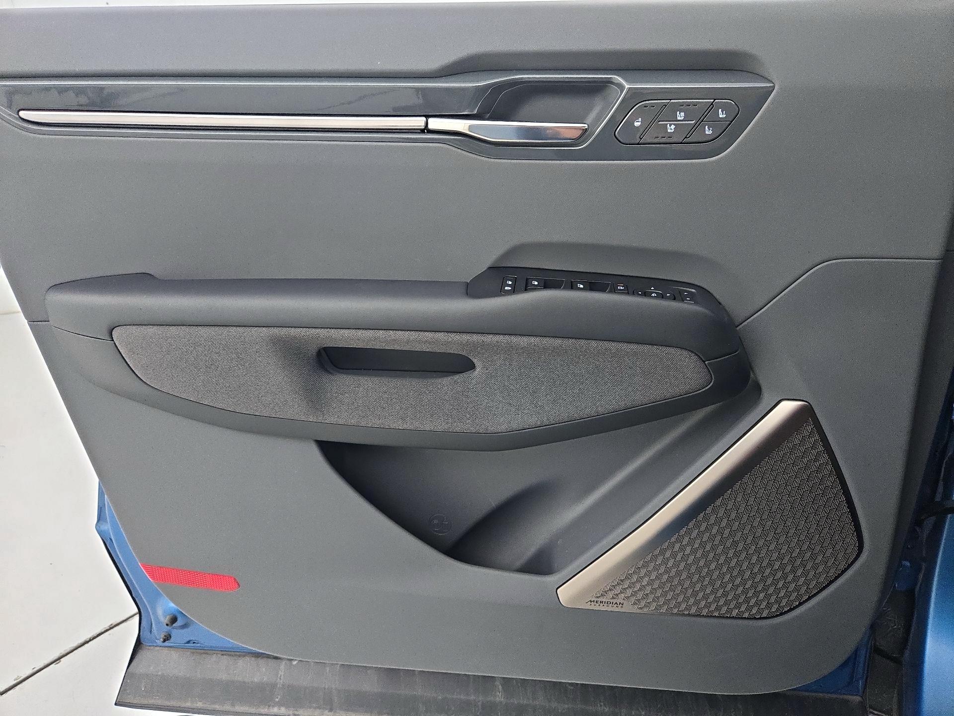 Thumbnail: 2024 Kia EV9 - 12