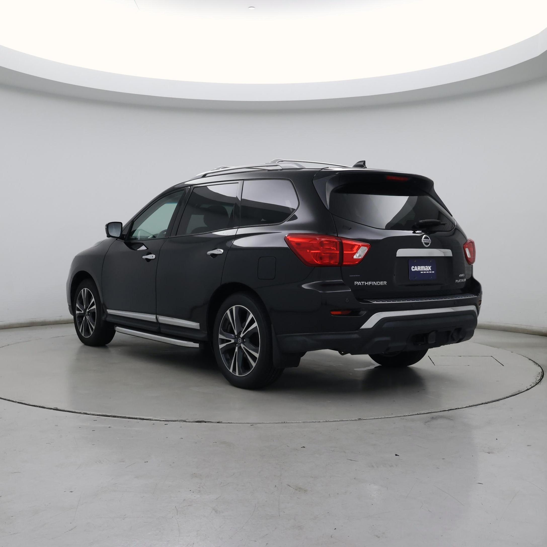 Thumbnail: 2020 Nissan Pathfinder - 2