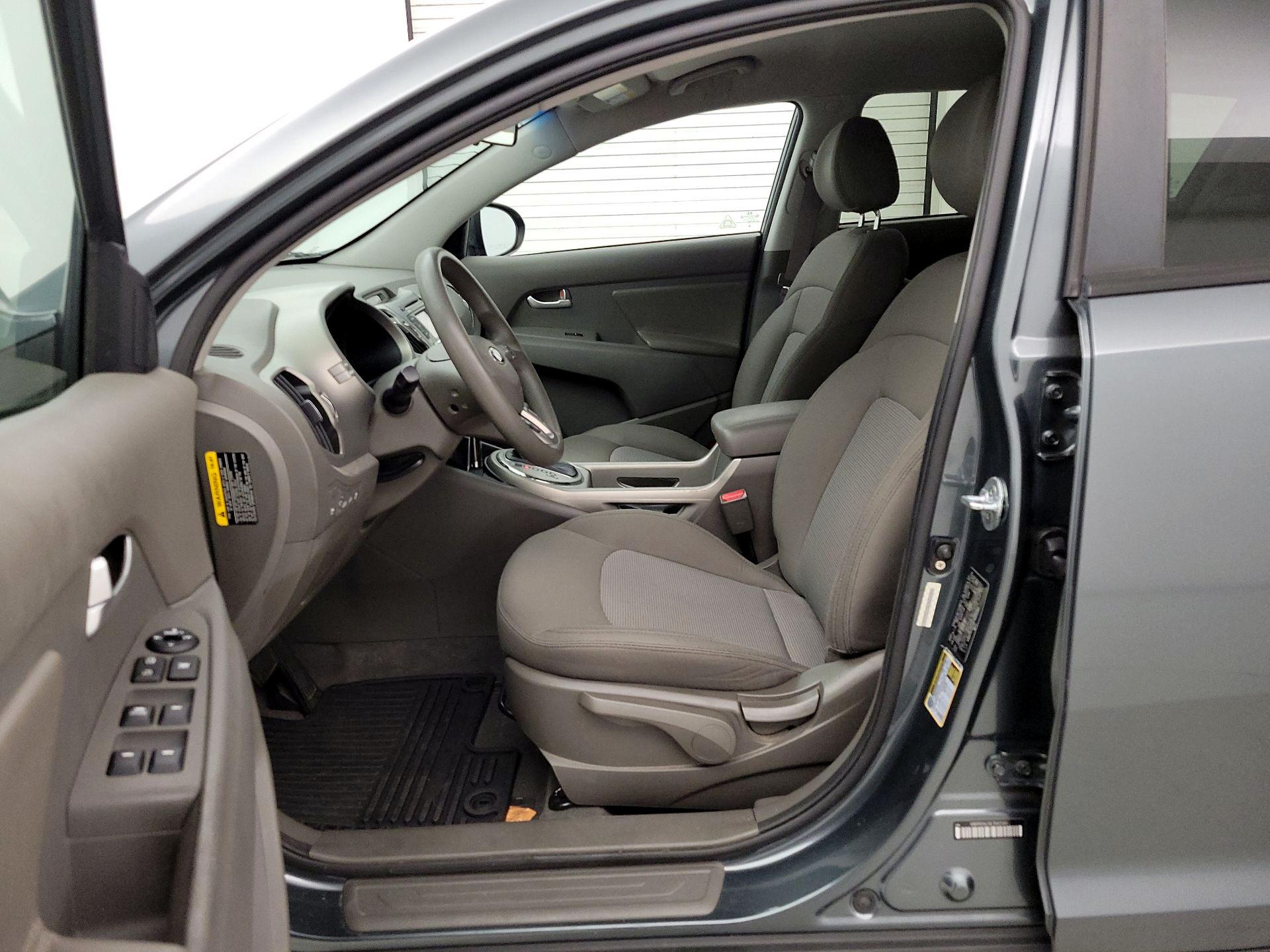 Thumbnail: 2014 Kia Sportage - 11