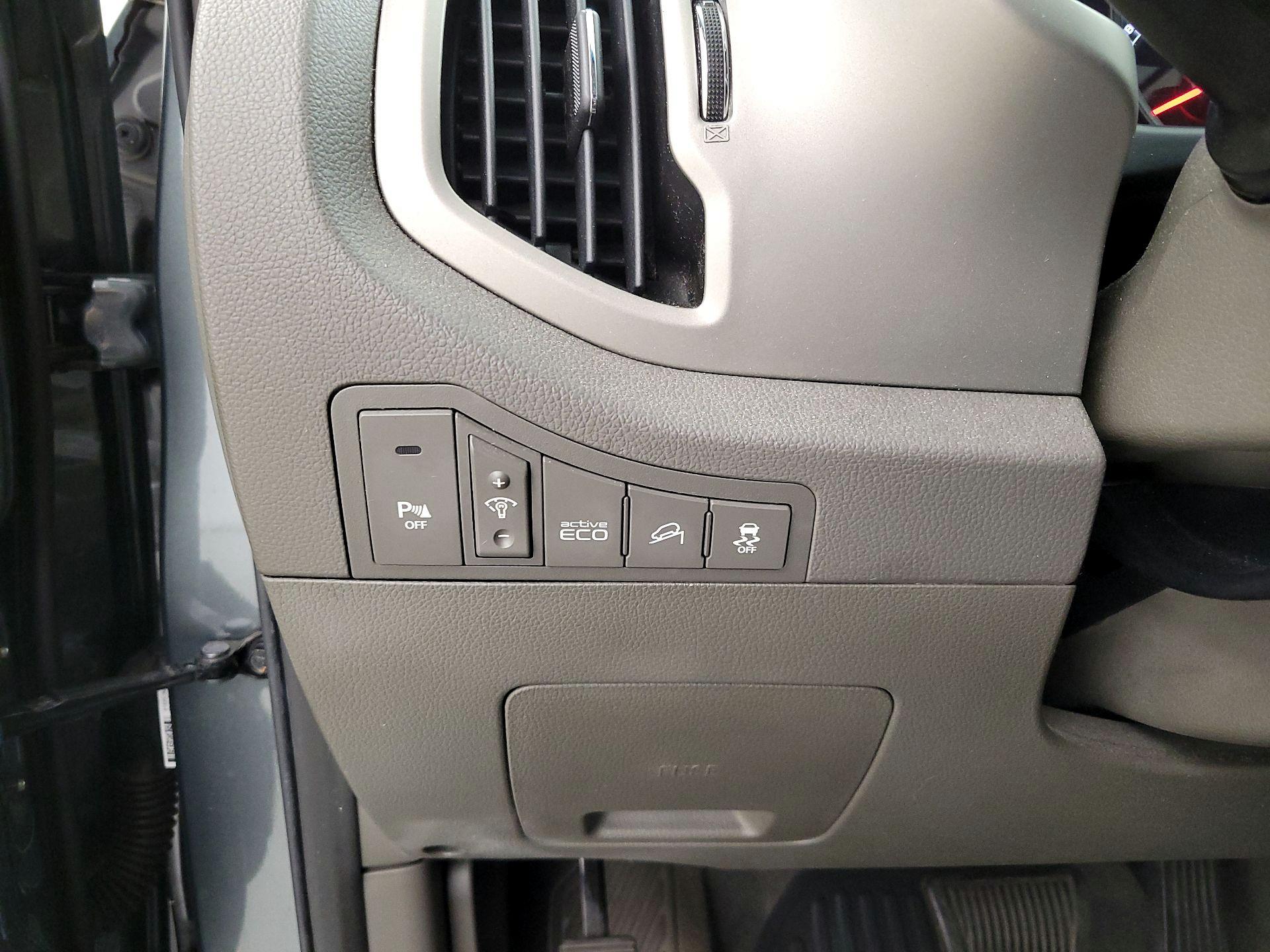 Thumbnail: 2014 Kia Sportage - 13