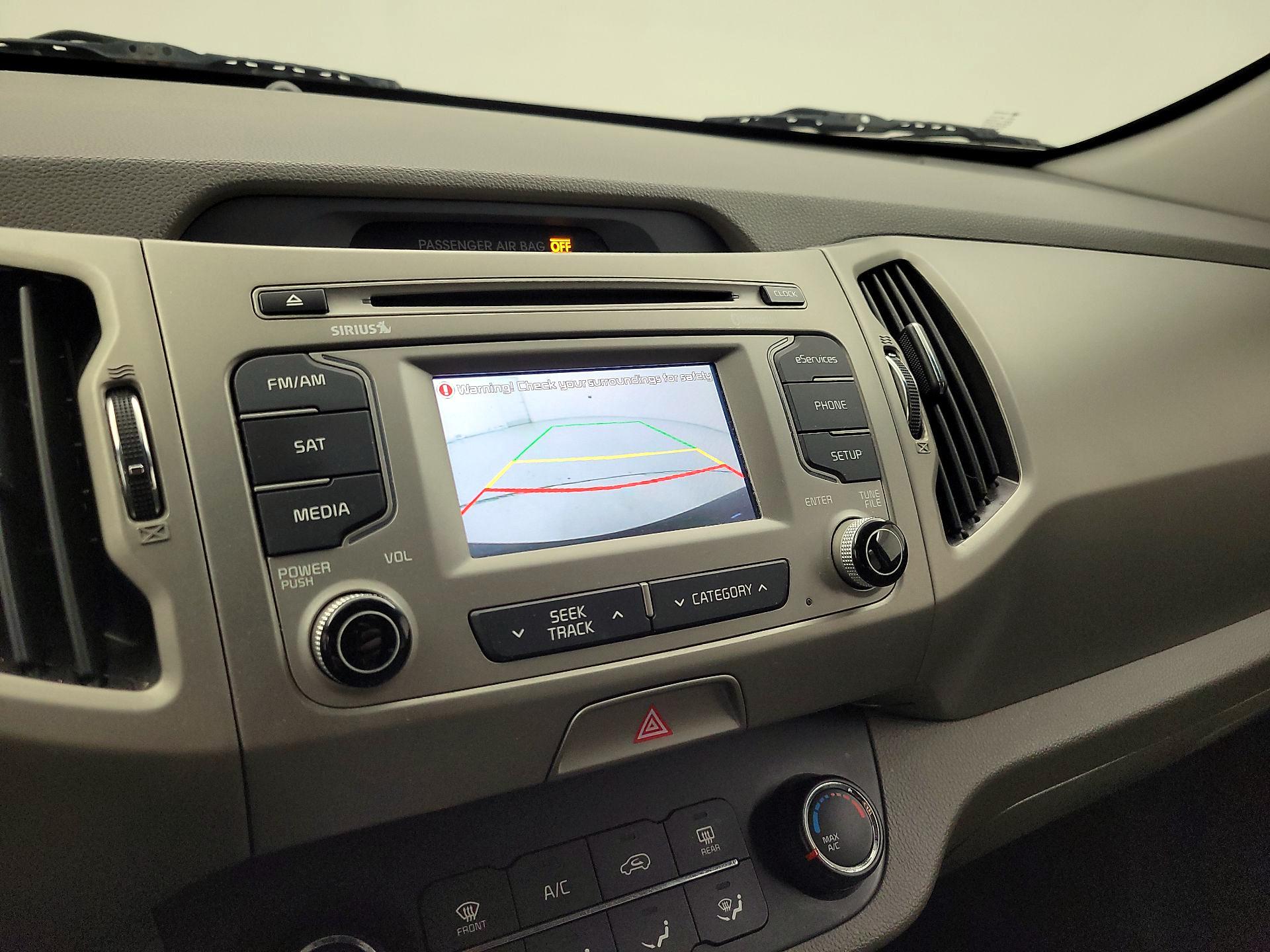 Thumbnail: 2014 Kia Sportage - 14